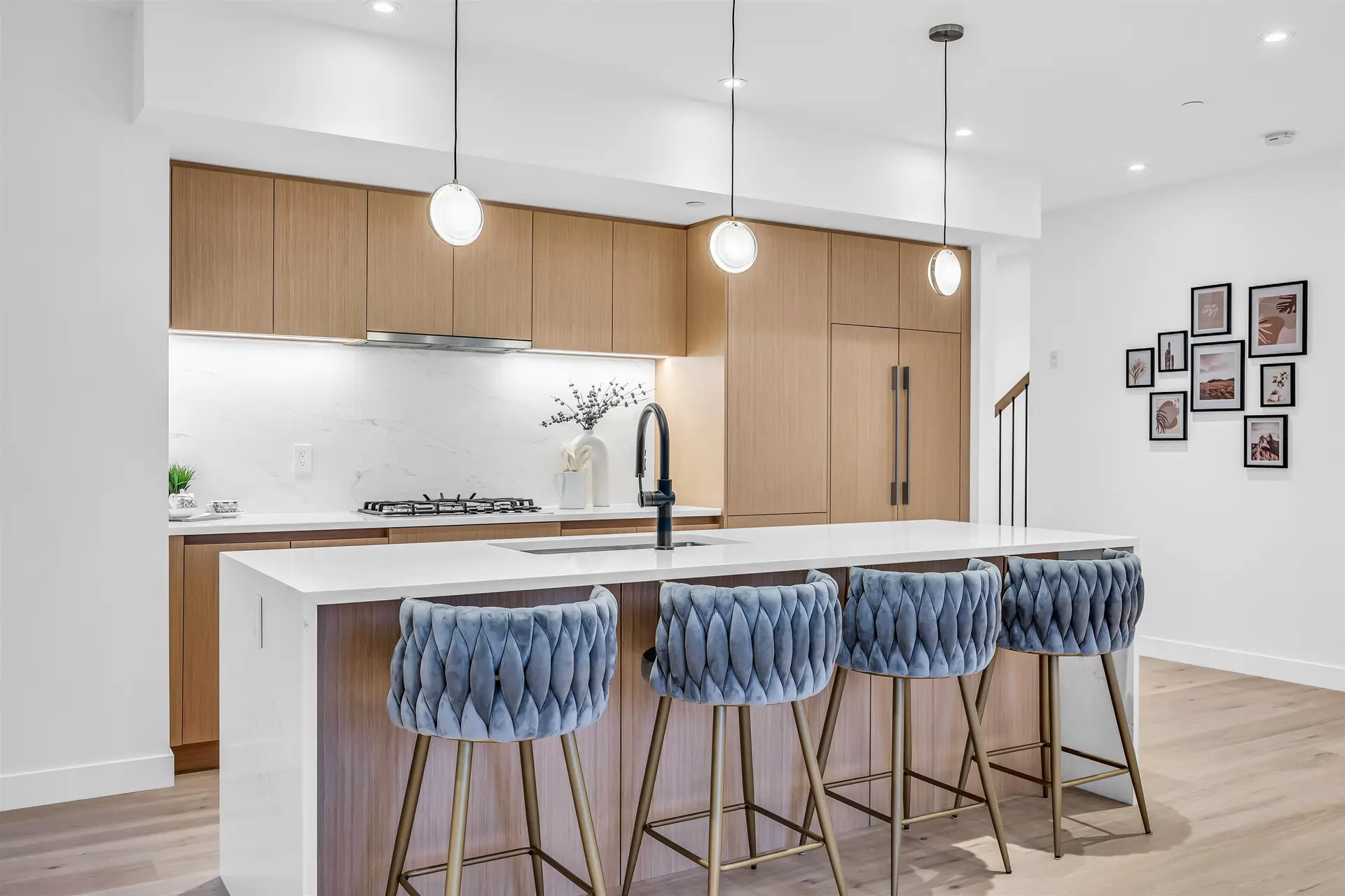 Property at 1016 W 52nd Avenue, Vancouver, BC