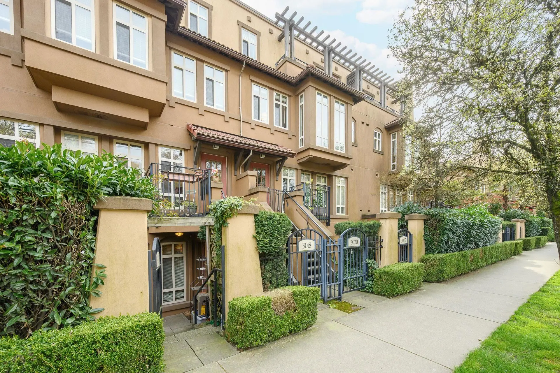 Property at 3018 W 4th Avenue, Vancouver, BC