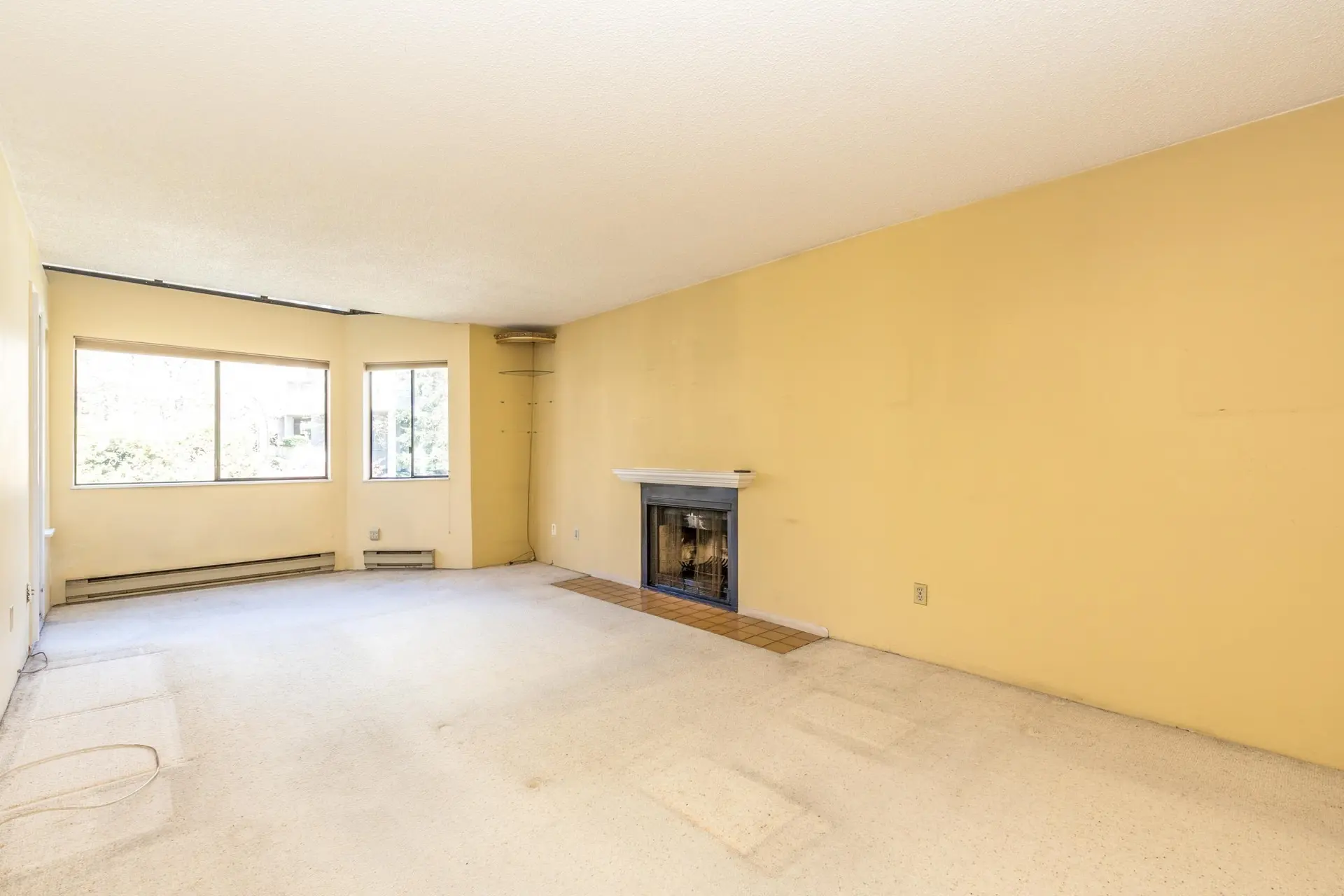 Property at #313 9584 MANCHESTER DRIVE, Burnaby, BC