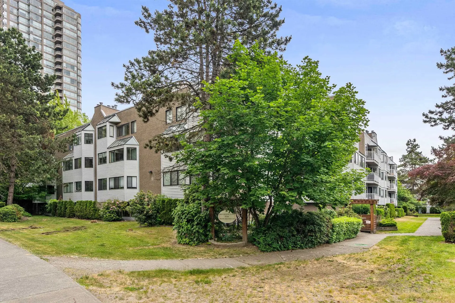 Property at #313 9584 MANCHESTER DRIVE, Burnaby, BC