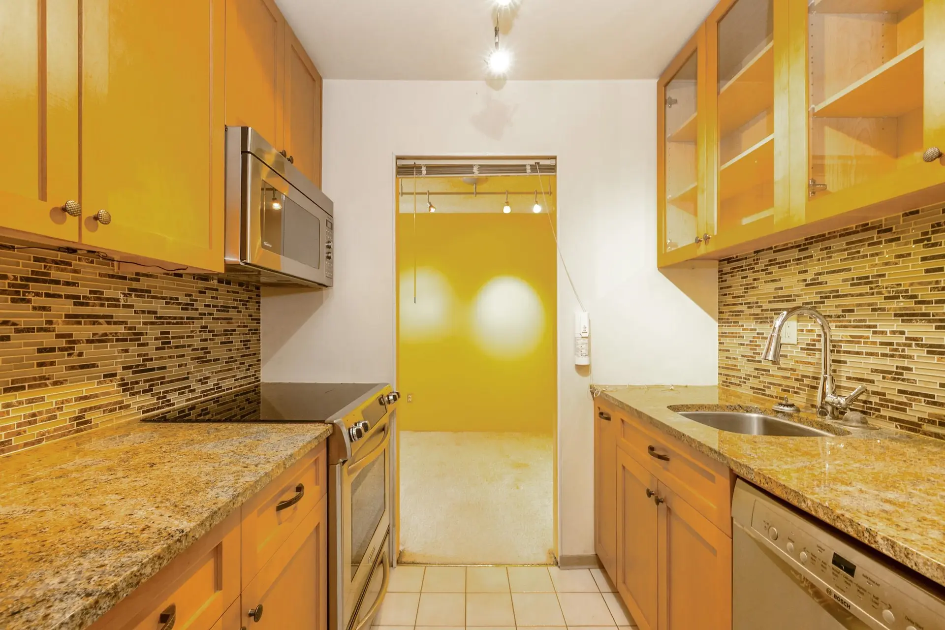 Property at #313 9584 MANCHESTER DRIVE, Burnaby, BC