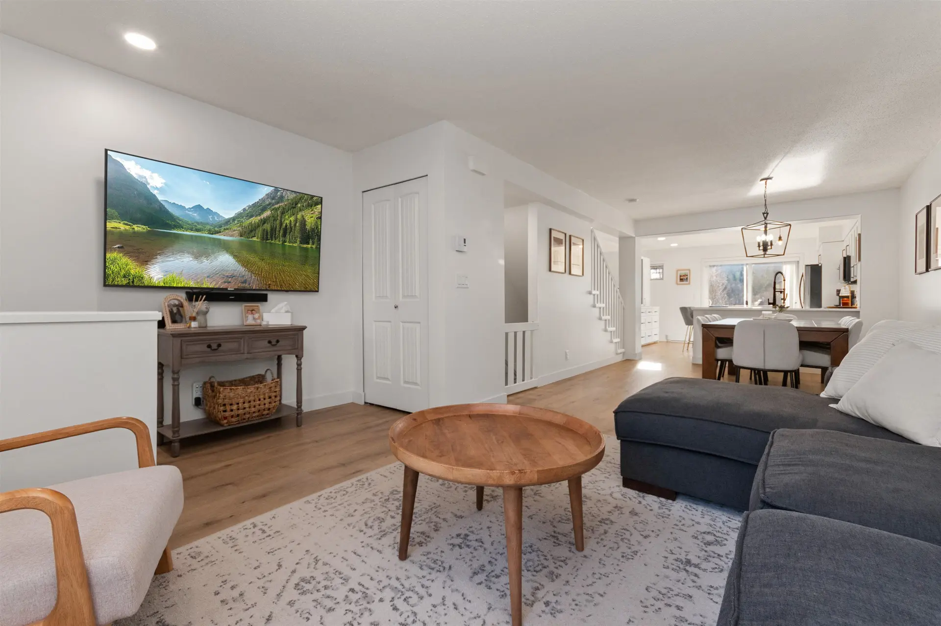 Property at #87 4401 BLAUSON BOULEVARD, Abbotsford, BC