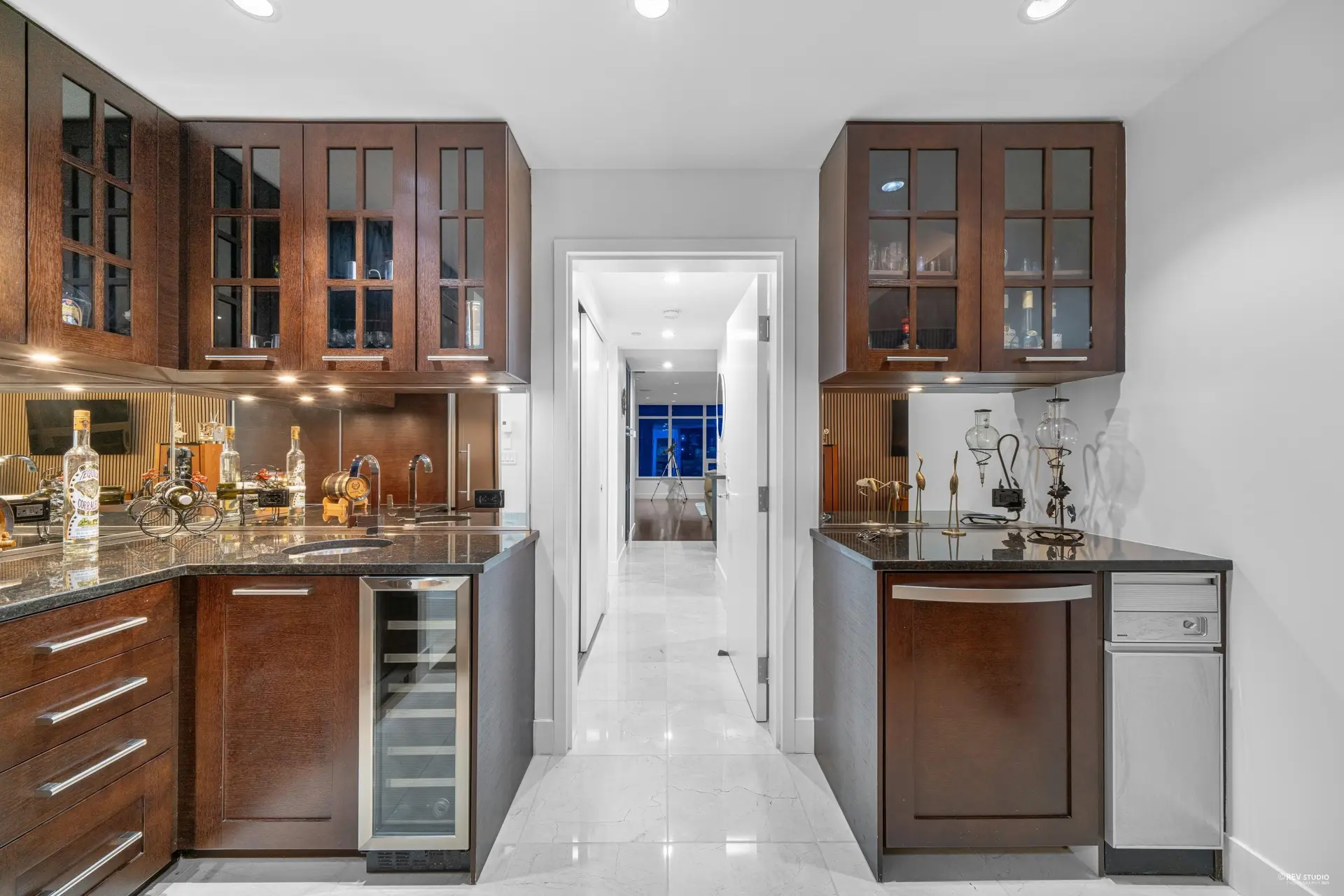 Property at #1905 15152 RUSSELL AVENUE, White Rock, BC