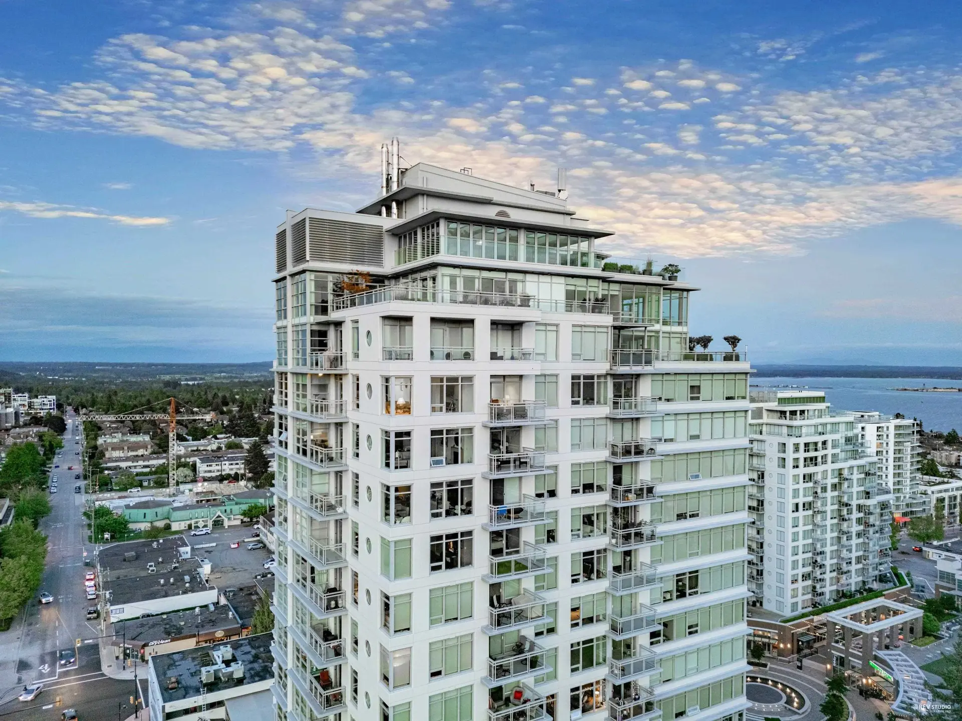 Property at #1905 15152 RUSSELL AVENUE, White Rock, BC