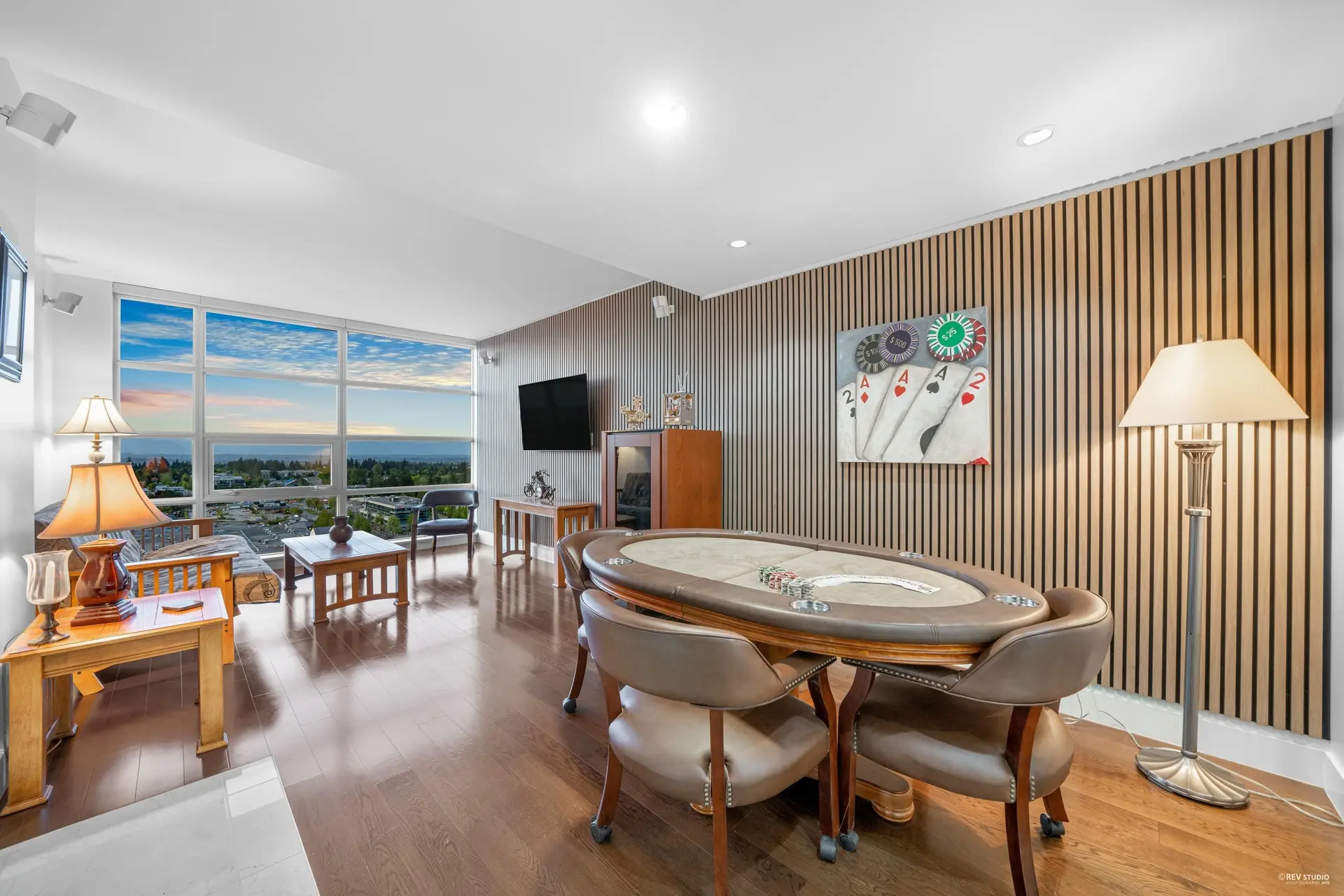 Property at #1905 15152 RUSSELL AVENUE, White Rock, BC