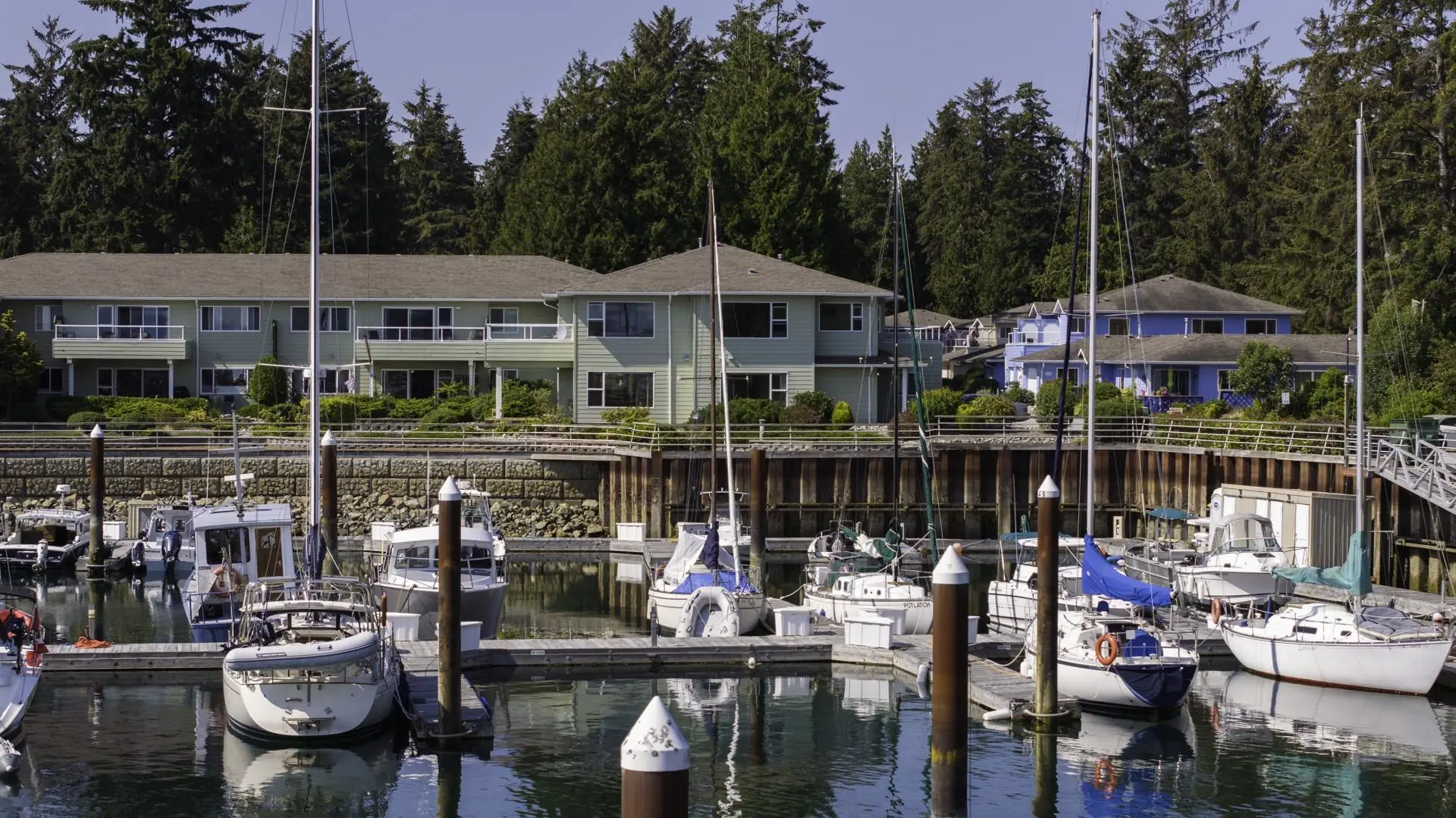 Property at #201 1585 FIELD ROAD, Sechelt, BC