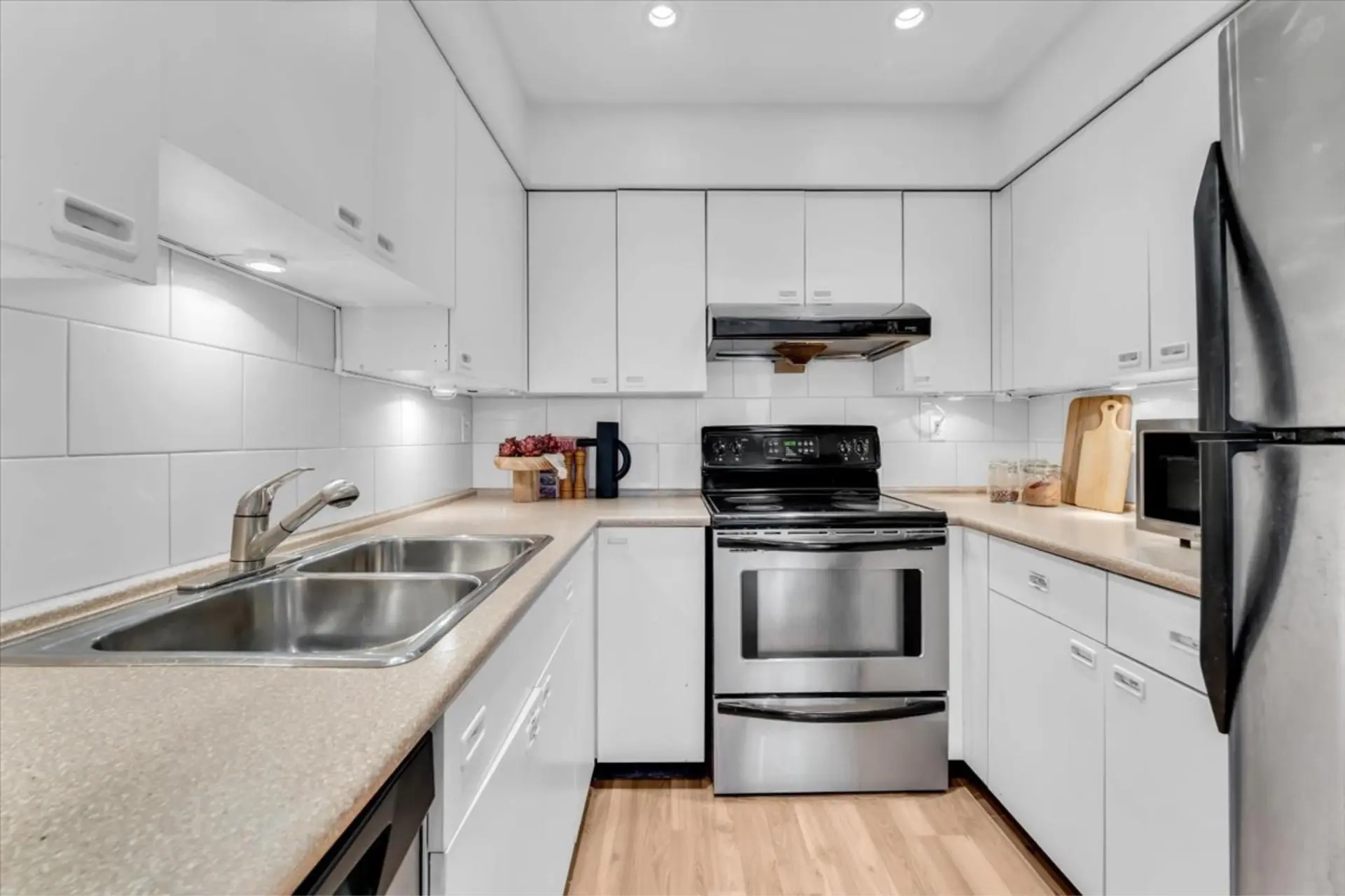 Property at #407 1476 W 10TH AVENUE, Vancouver, BC