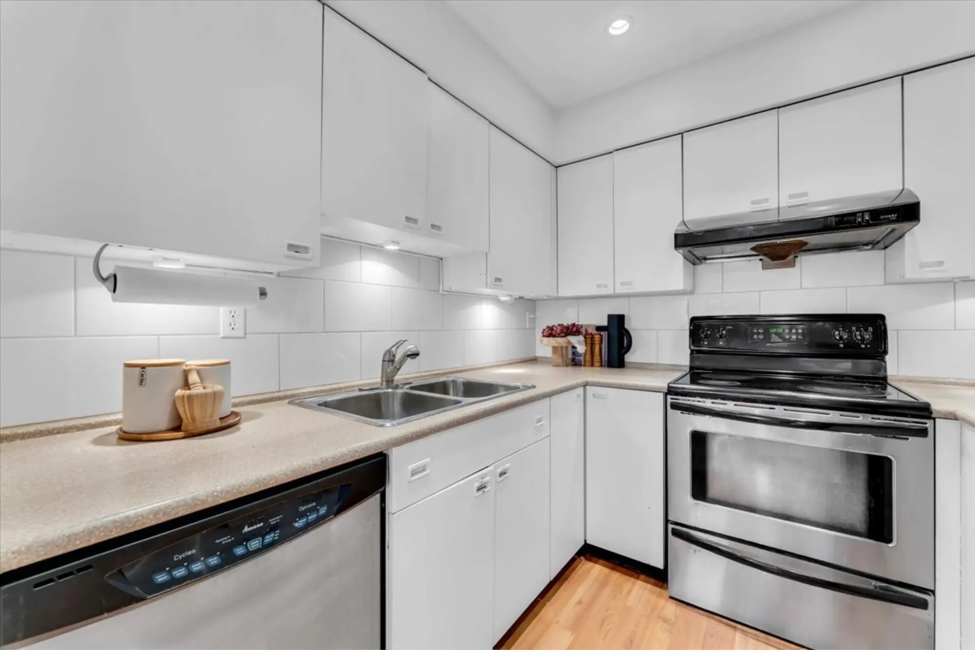 Property at #407 1476 W 10TH AVENUE, Vancouver, BC