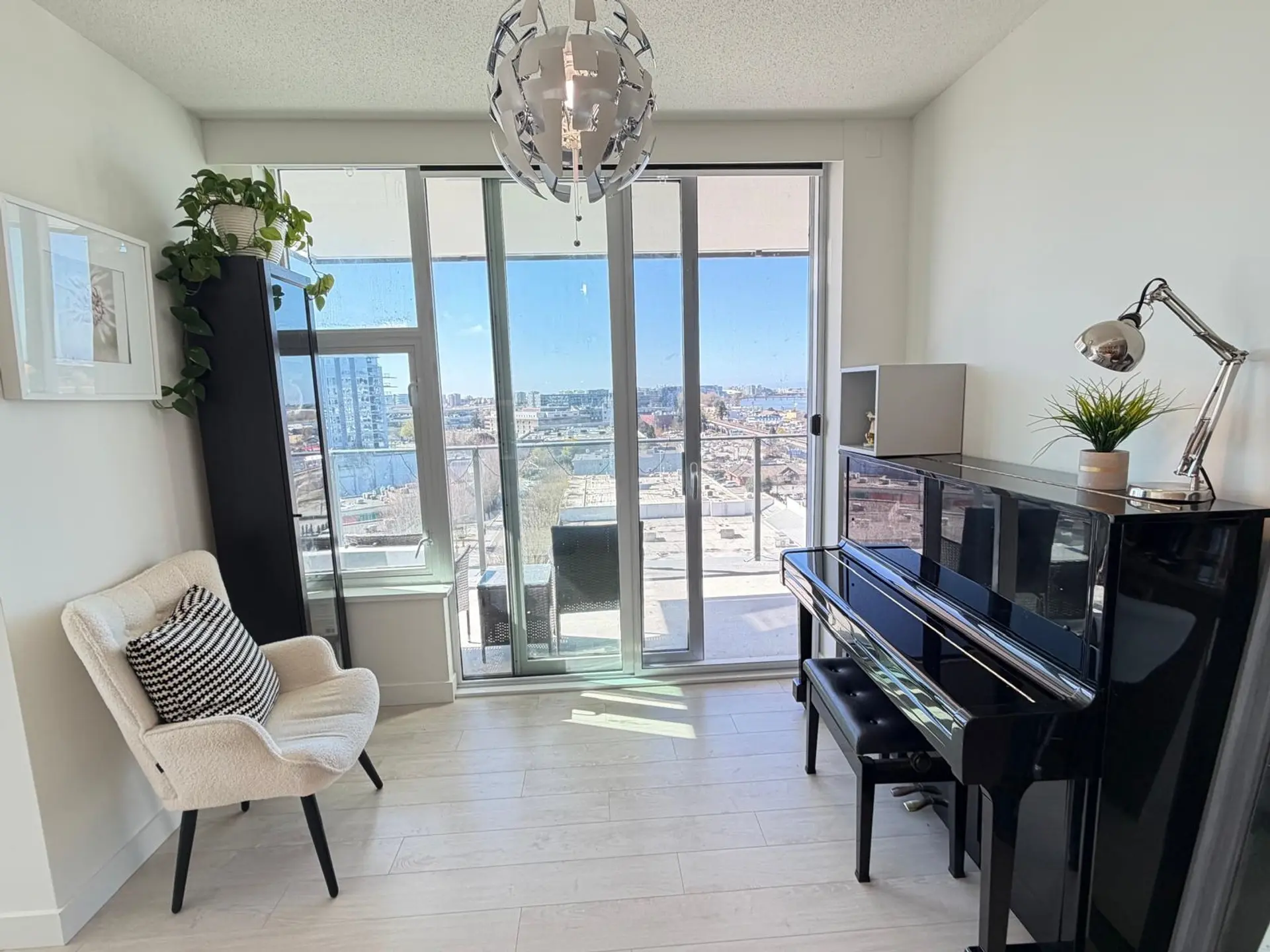 Property at #1001 8611 HAZELBRIDGE WAY, Richmond, BC