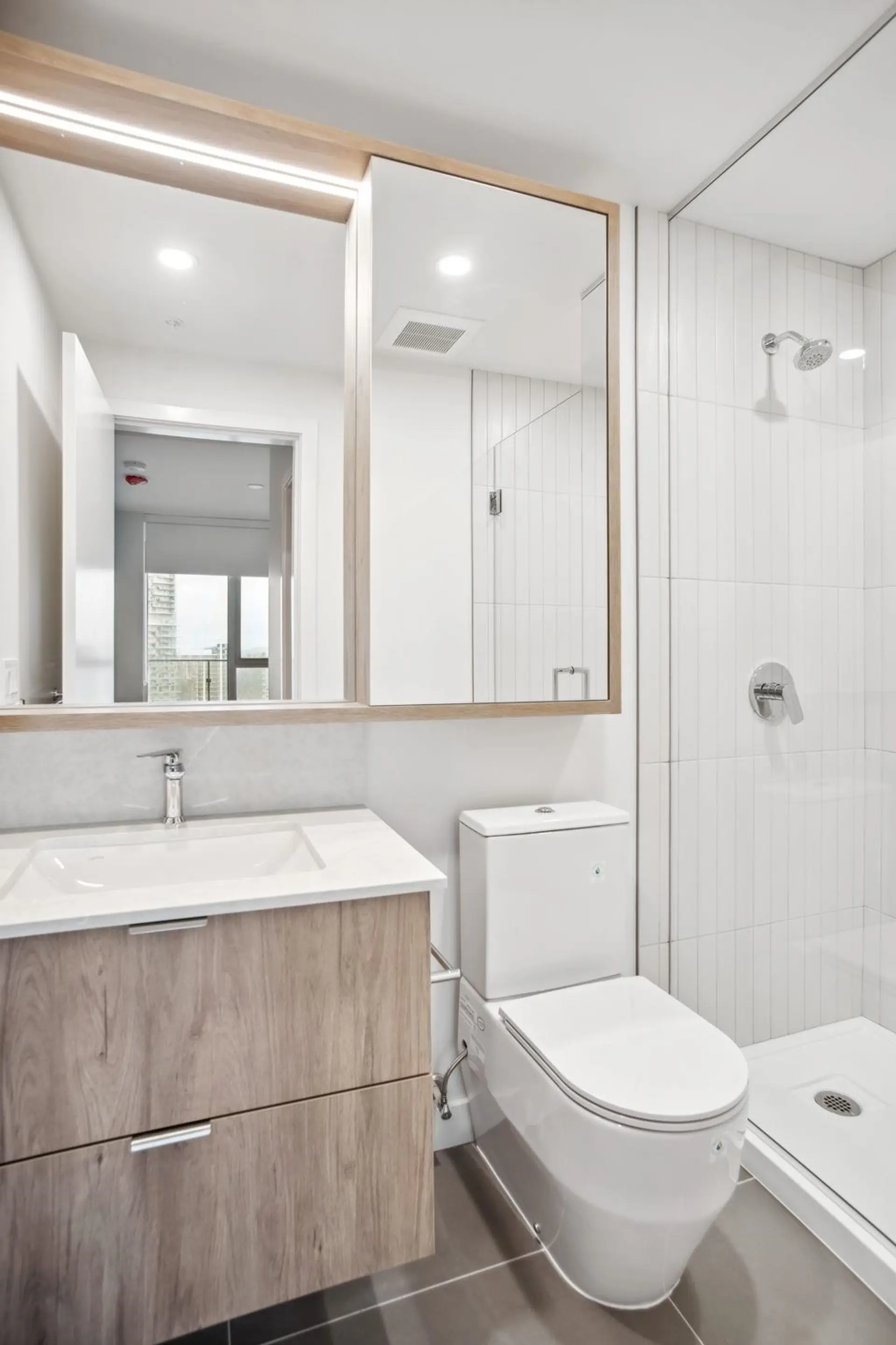 Property at #2307 537 COTTONWOOD AVENUE, Coquitlam, BC