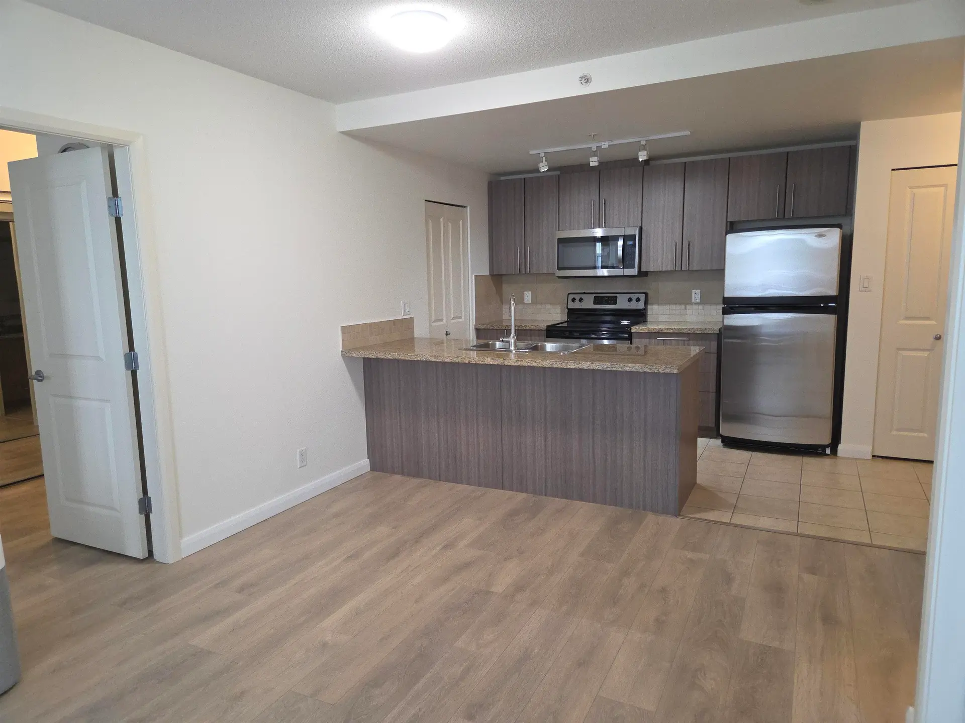 Property at #1005 898 CARNARVON STREET, New Westminster, BC