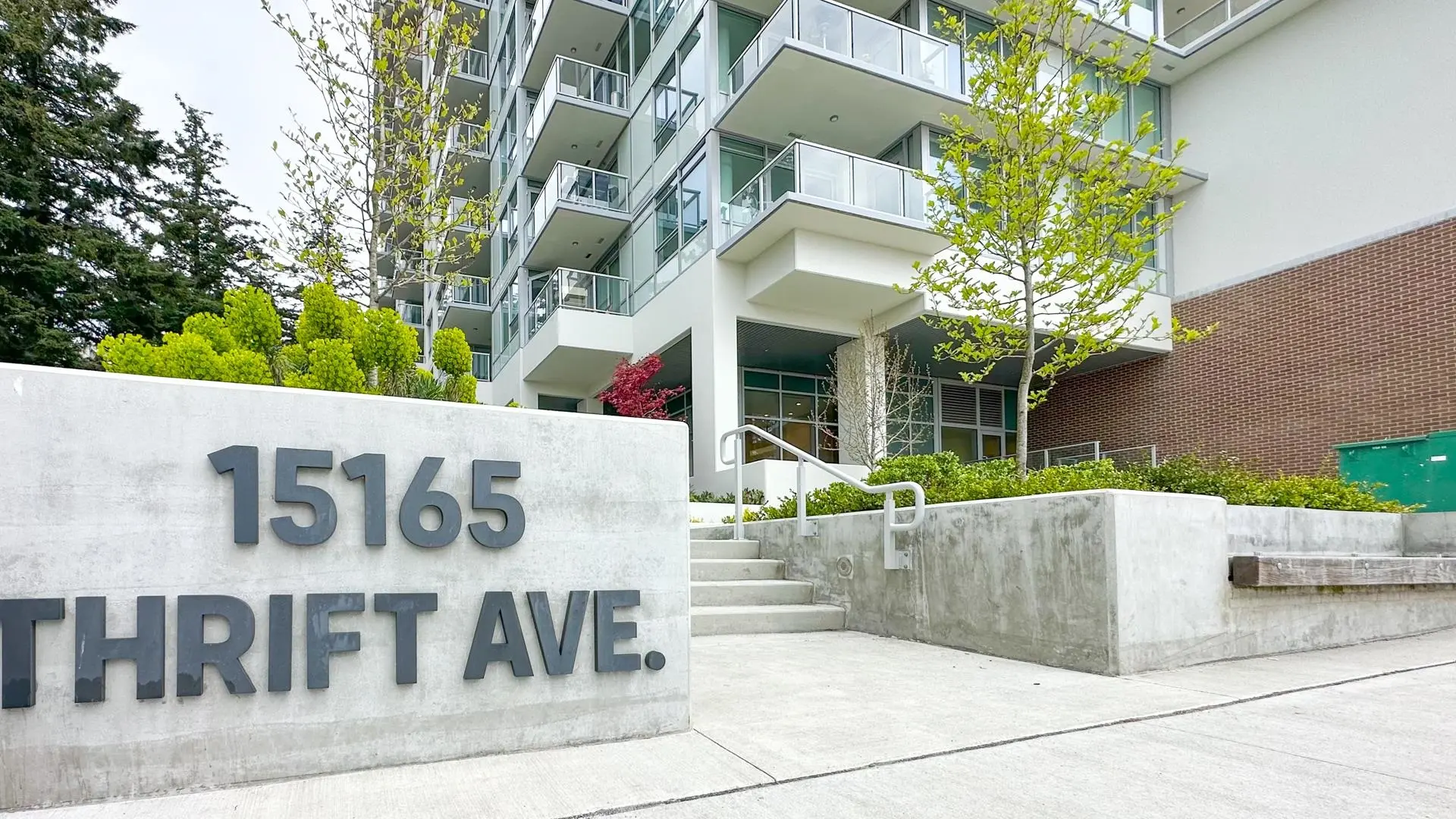 Property at #405 15165 THRIFT AVENUE, Surrey, BC