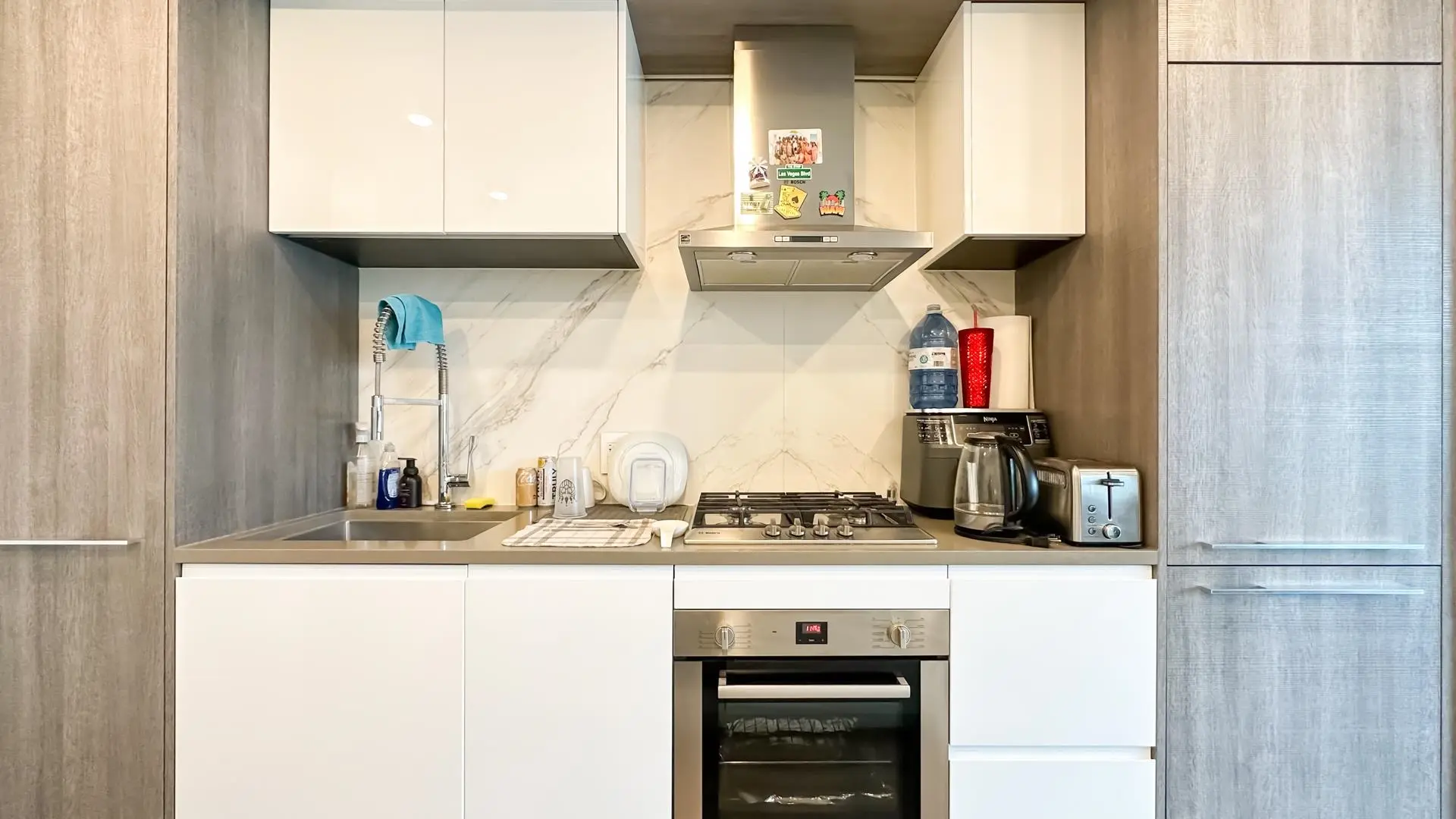 Property at #405 15165 THRIFT AVENUE, Surrey, BC