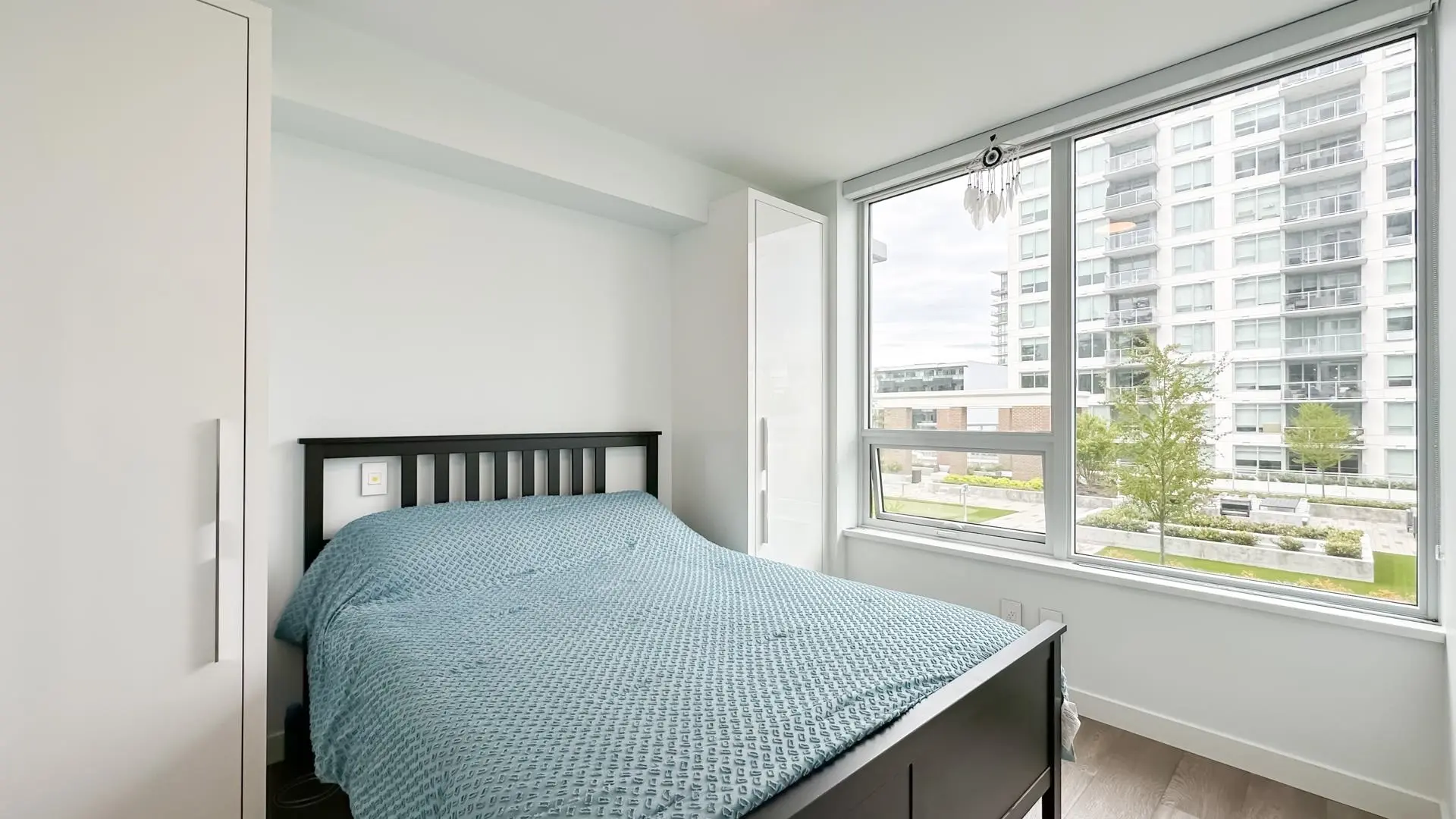 Property at #405 15165 THRIFT AVENUE, Surrey, BC