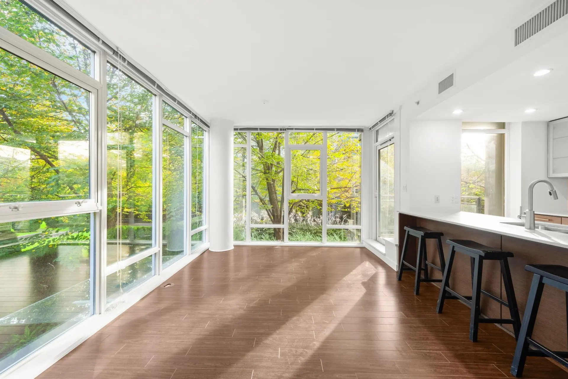 Property at #601 7371 Westminster Highway, Richmond, BC