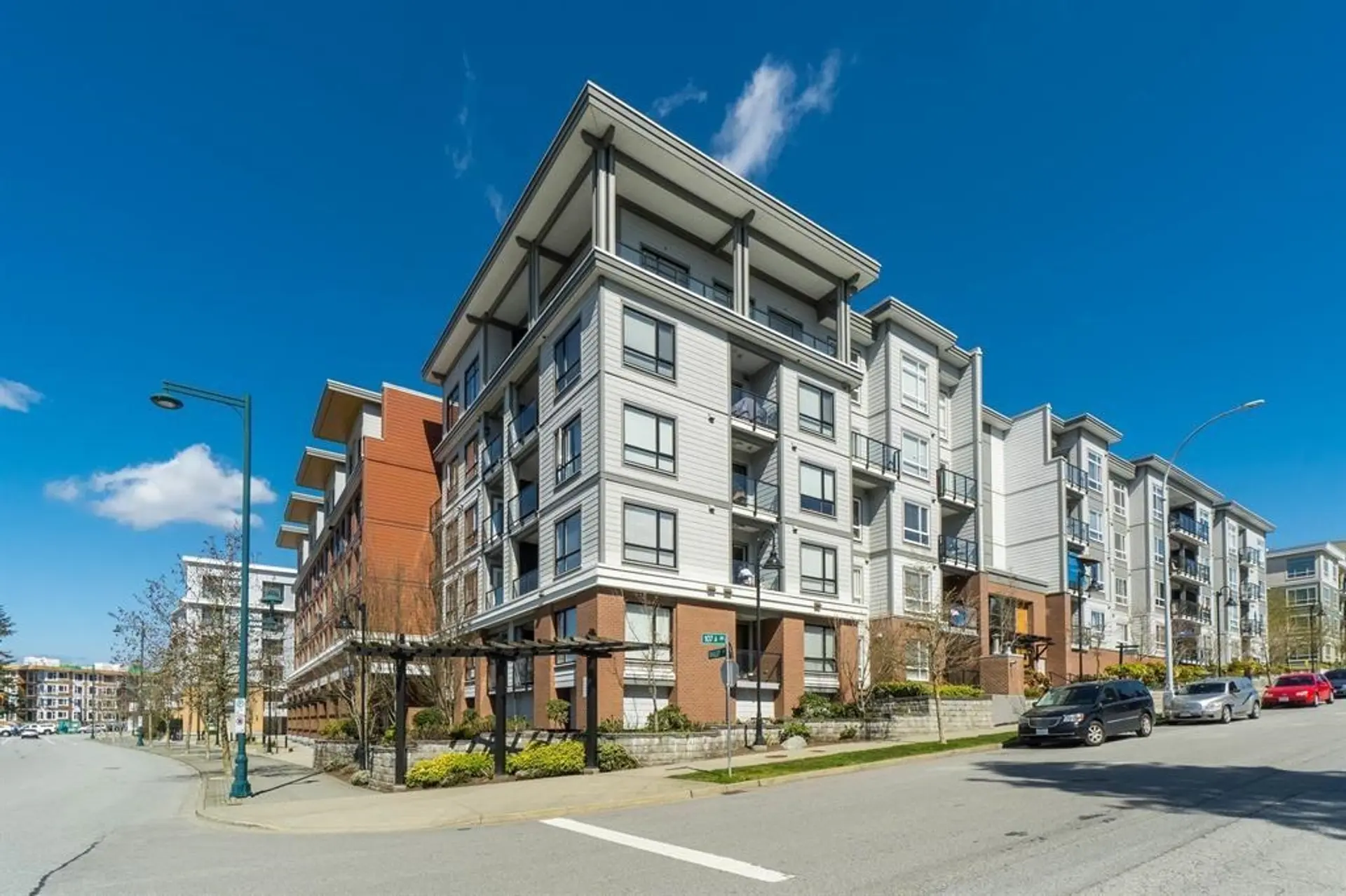 Property at #516 13733 107a Avenue, Surrey, BC