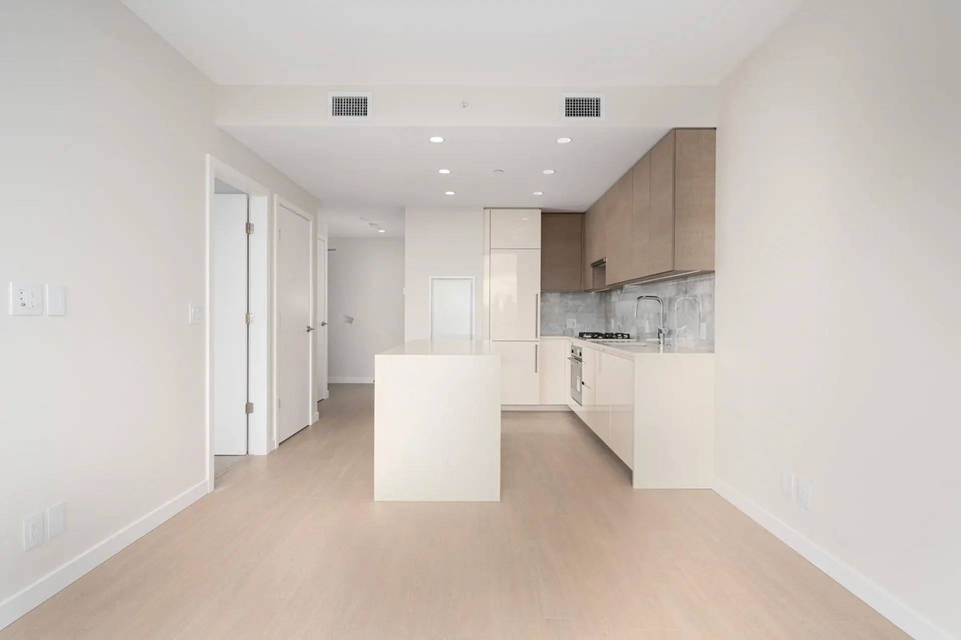 Property at #3201 4168 LOUGHEED HIGHWAY, Burnaby, BC