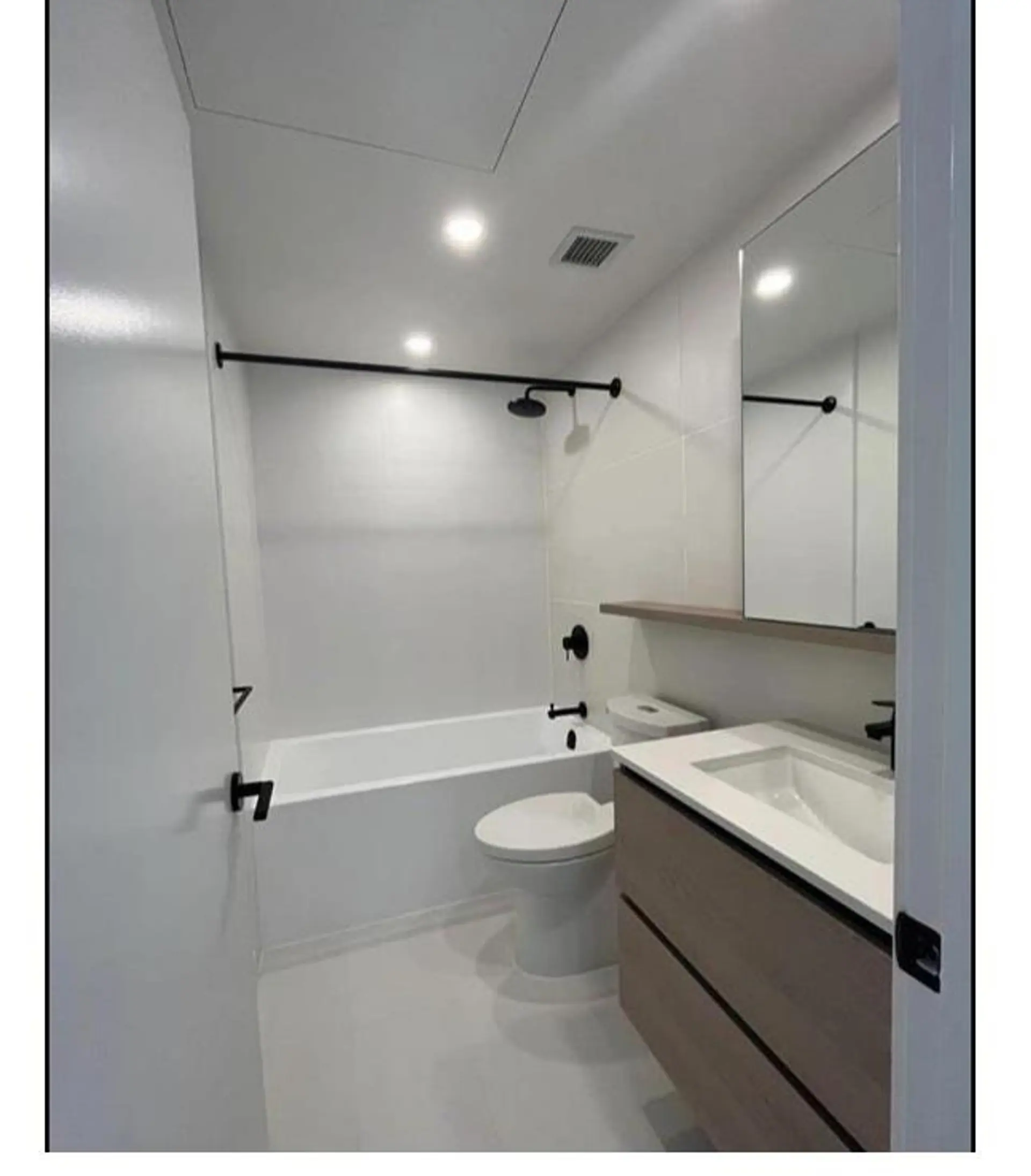 Property at #906 13428 105 AVENUE, Surrey, BC