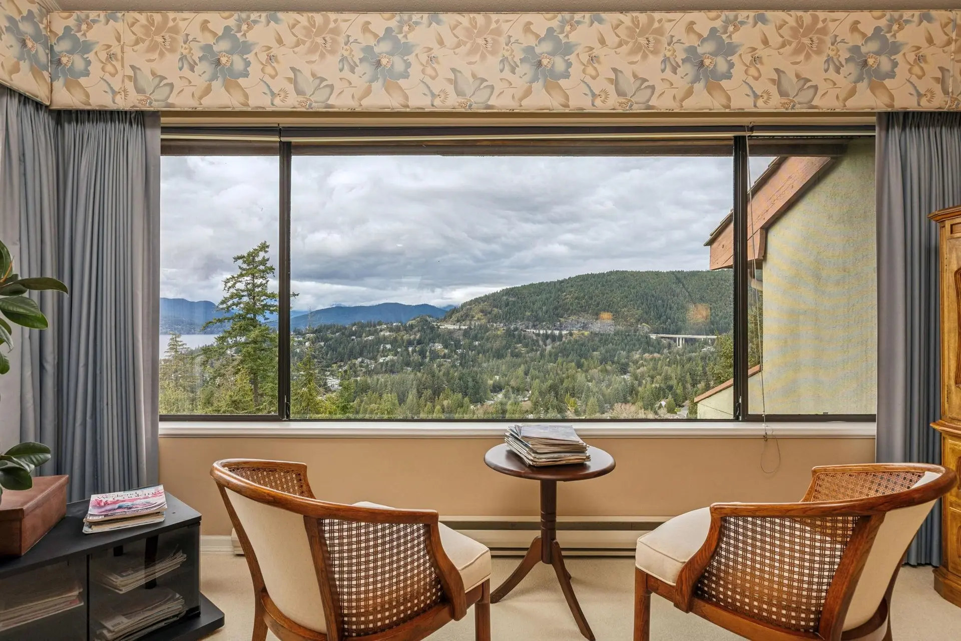 Property at 5180 MEADFEILD ROAD, West Vancouver, BC