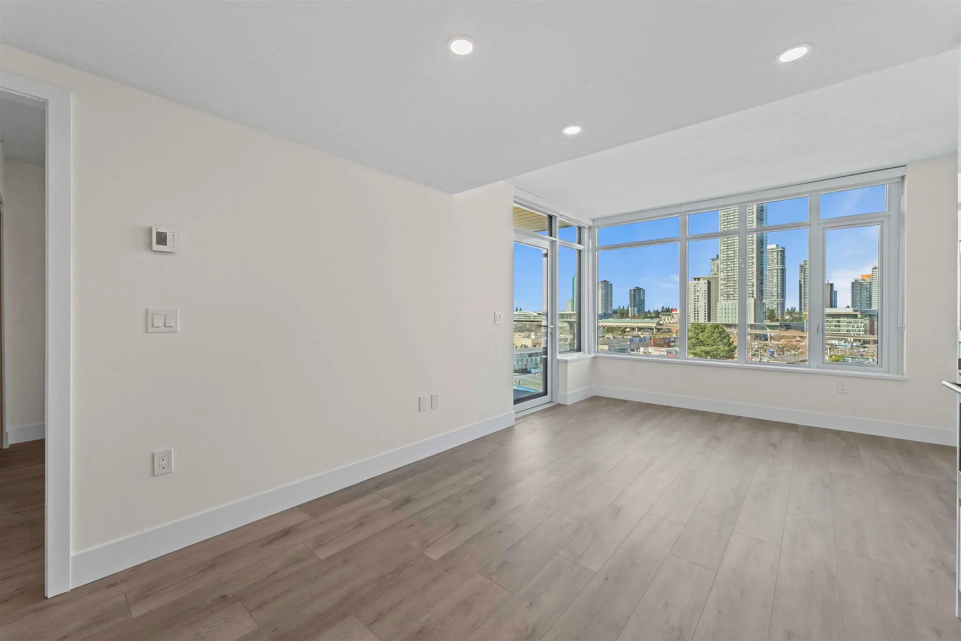 Property at #605 10428 WHALLEY BOULEVARD, Surrey, BC