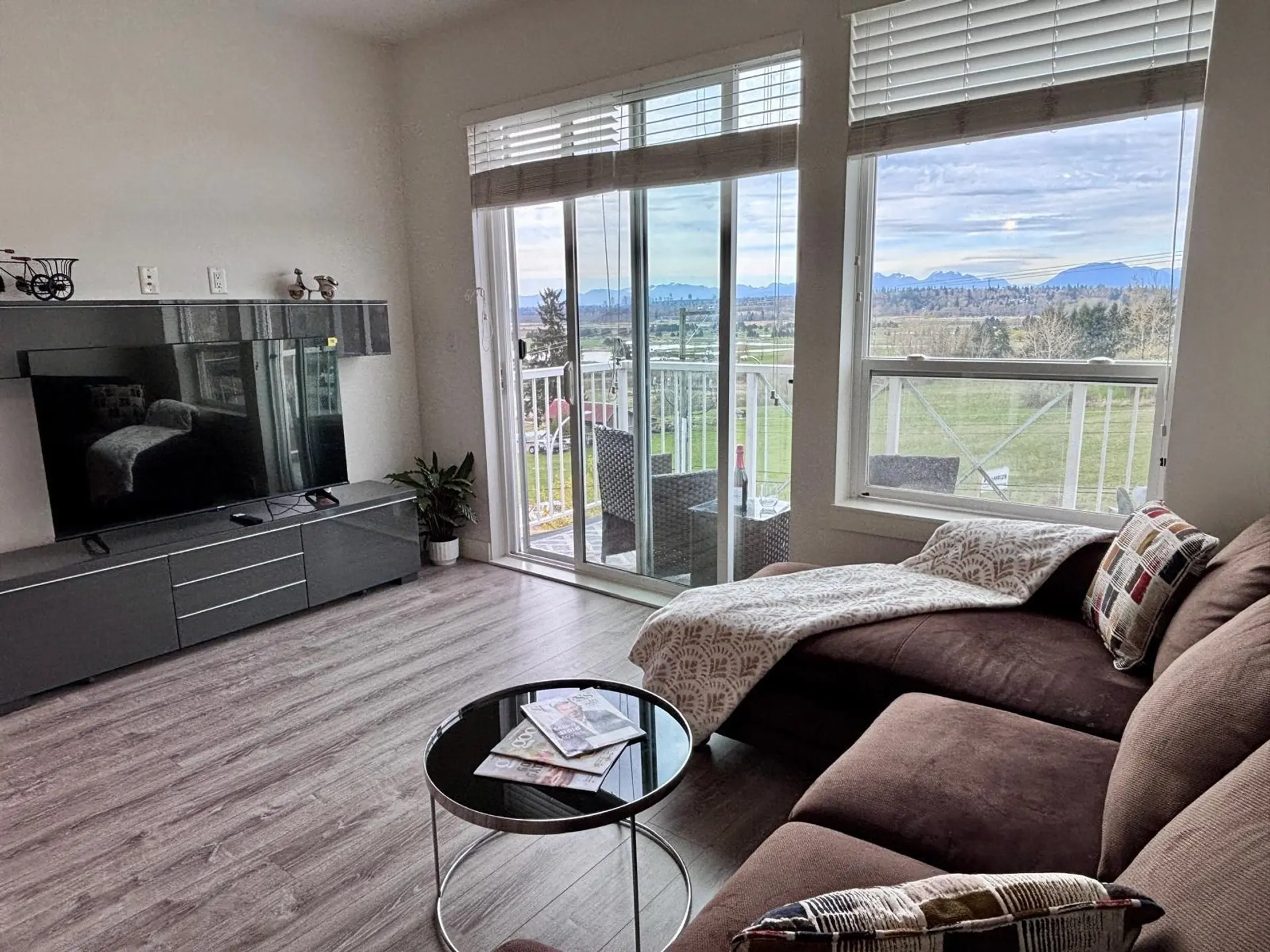 Property at #415 16398 64 AVENUE, Surrey, BC