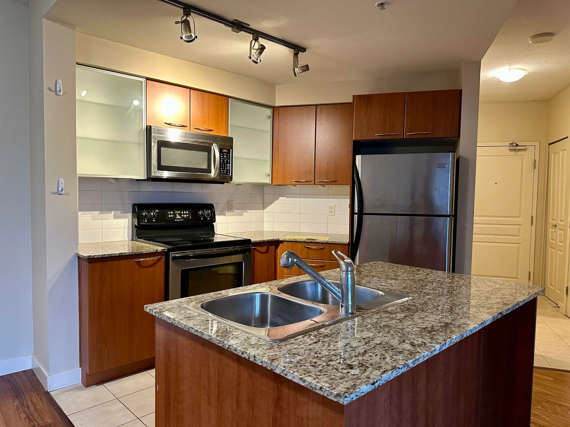 Property at #516 4028 KNIGHT STREET, Vancouver, BC