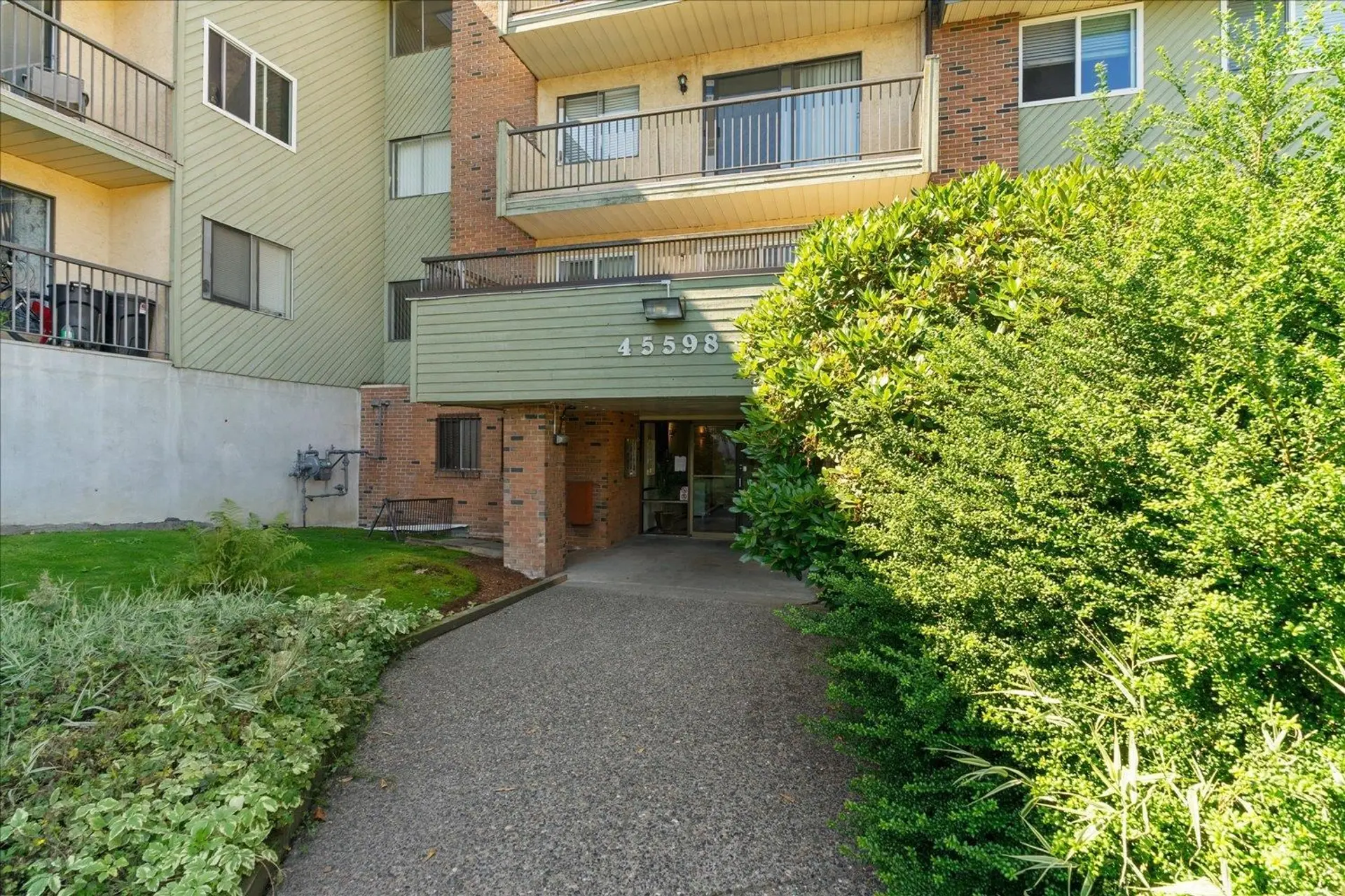 Property at #108 45598 MCINTOSH DRIVE, Chilliwack, BC