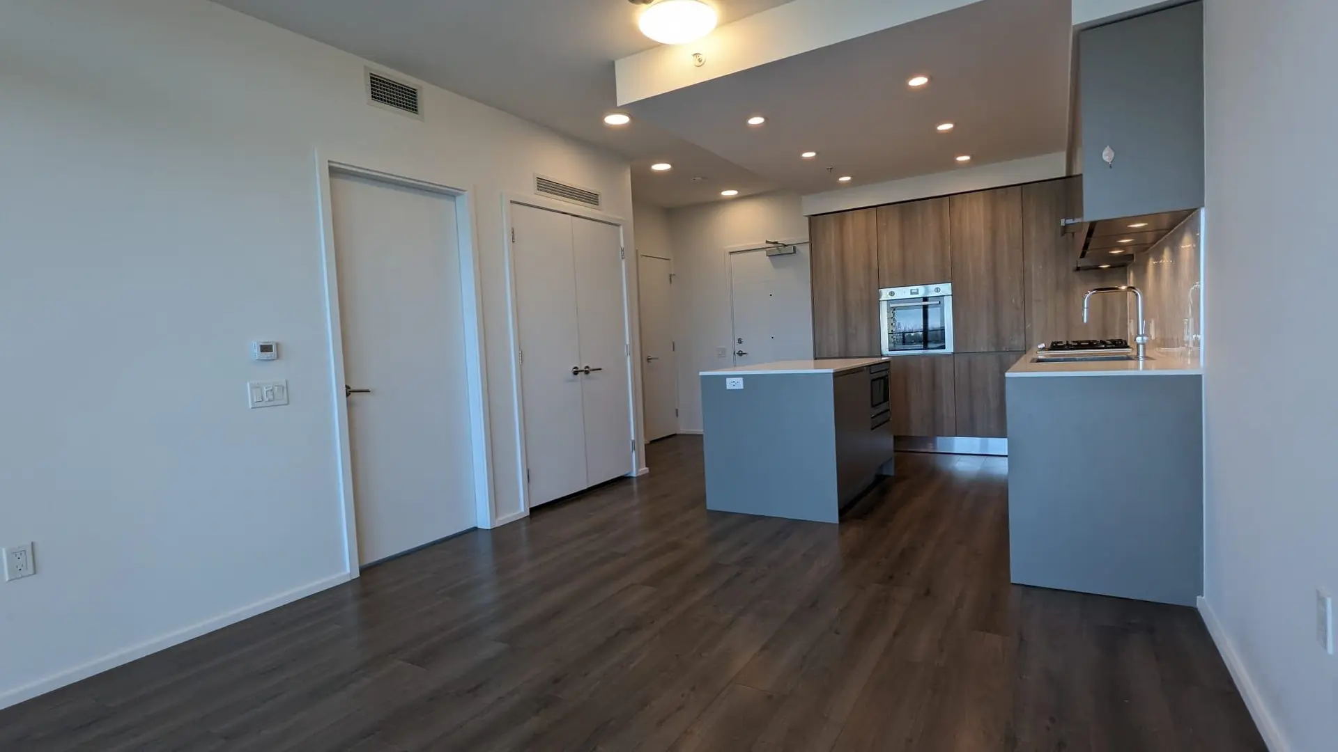 Property at #1208 3809 EVERGREEN PLACE, Burnaby, BC