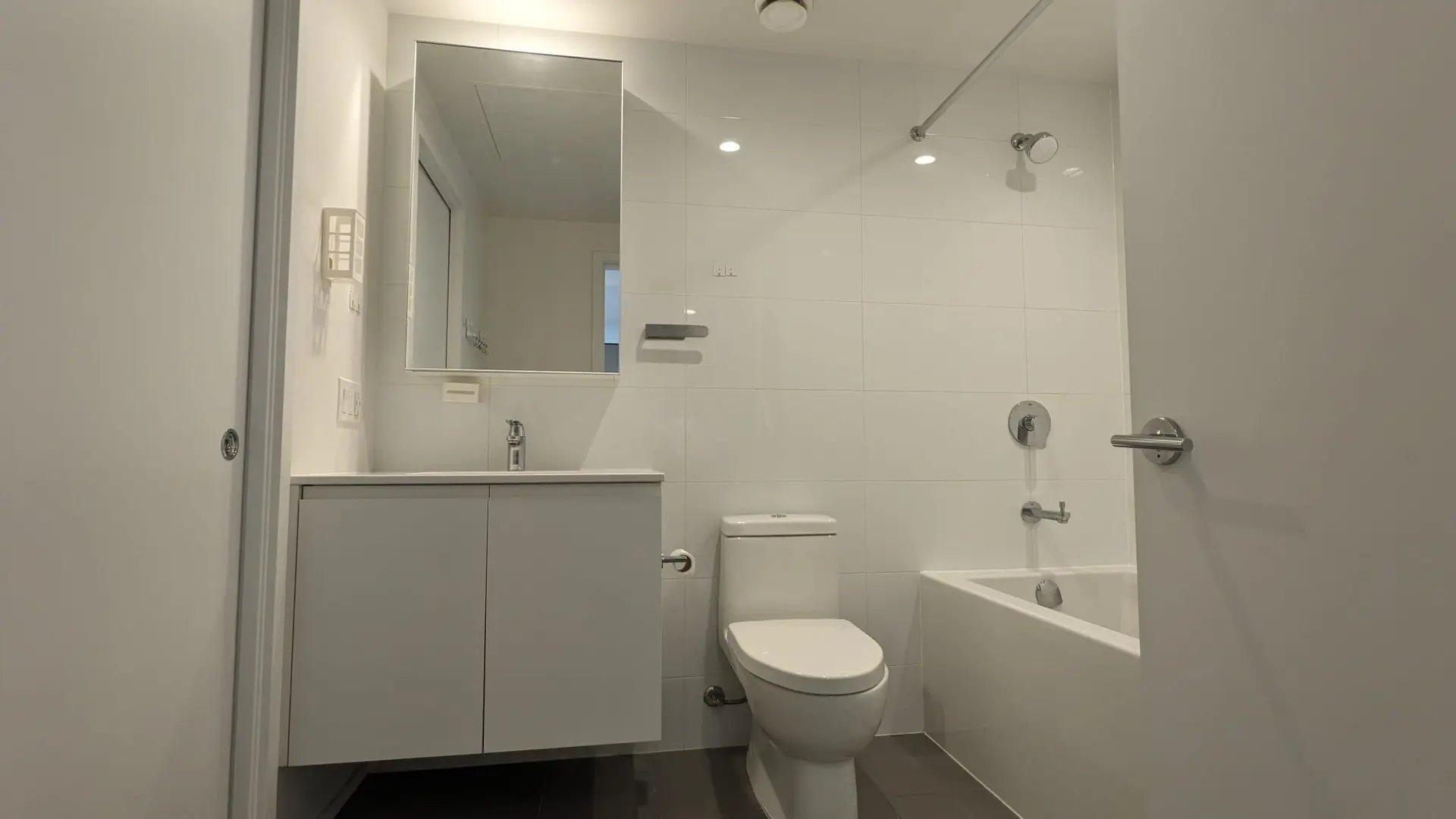 Property at #1208 3809 EVERGREEN PLACE, Burnaby, BC