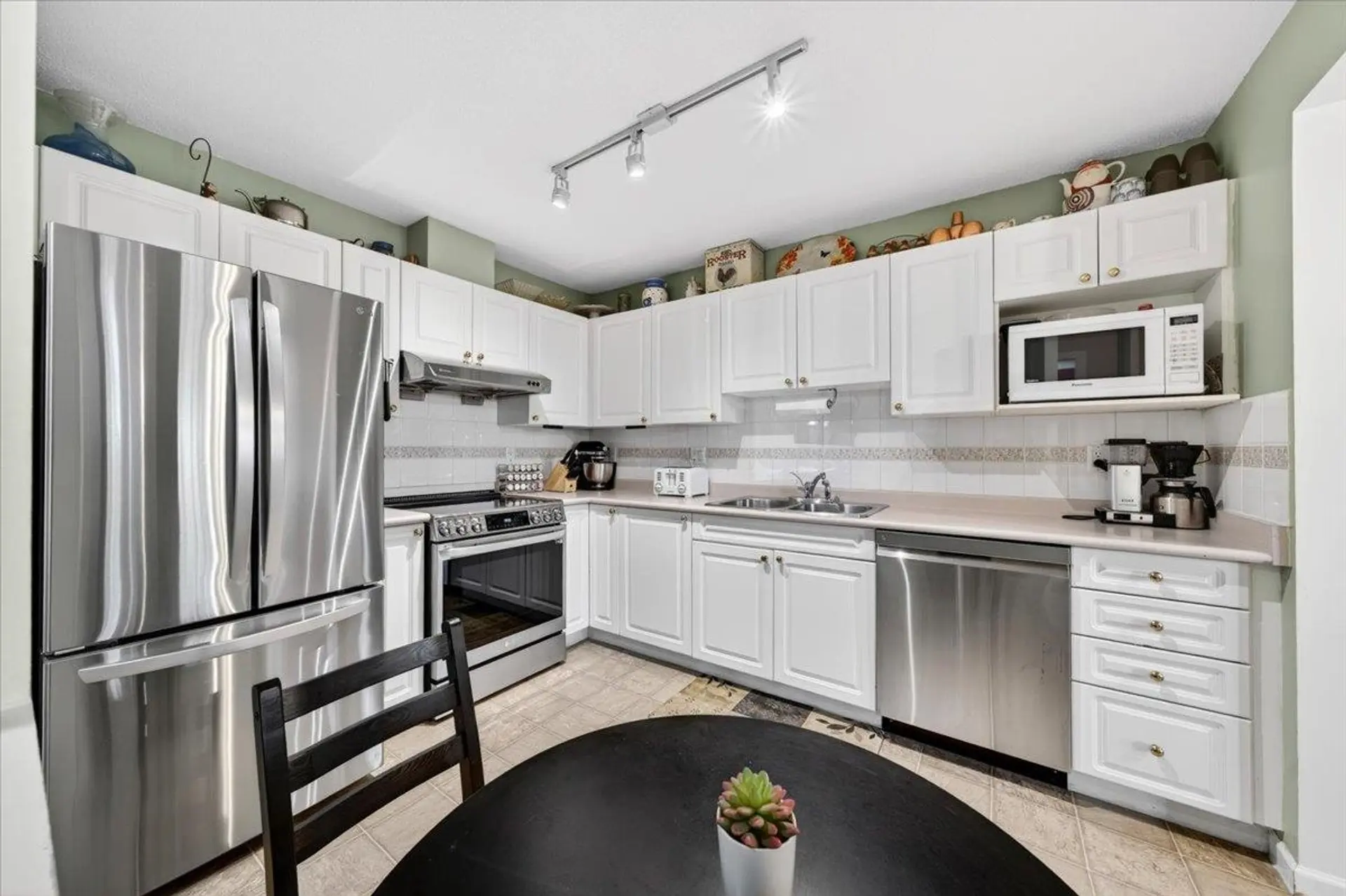 Property at #122 2678 DIXON STREET, Port Coquitlam, BC