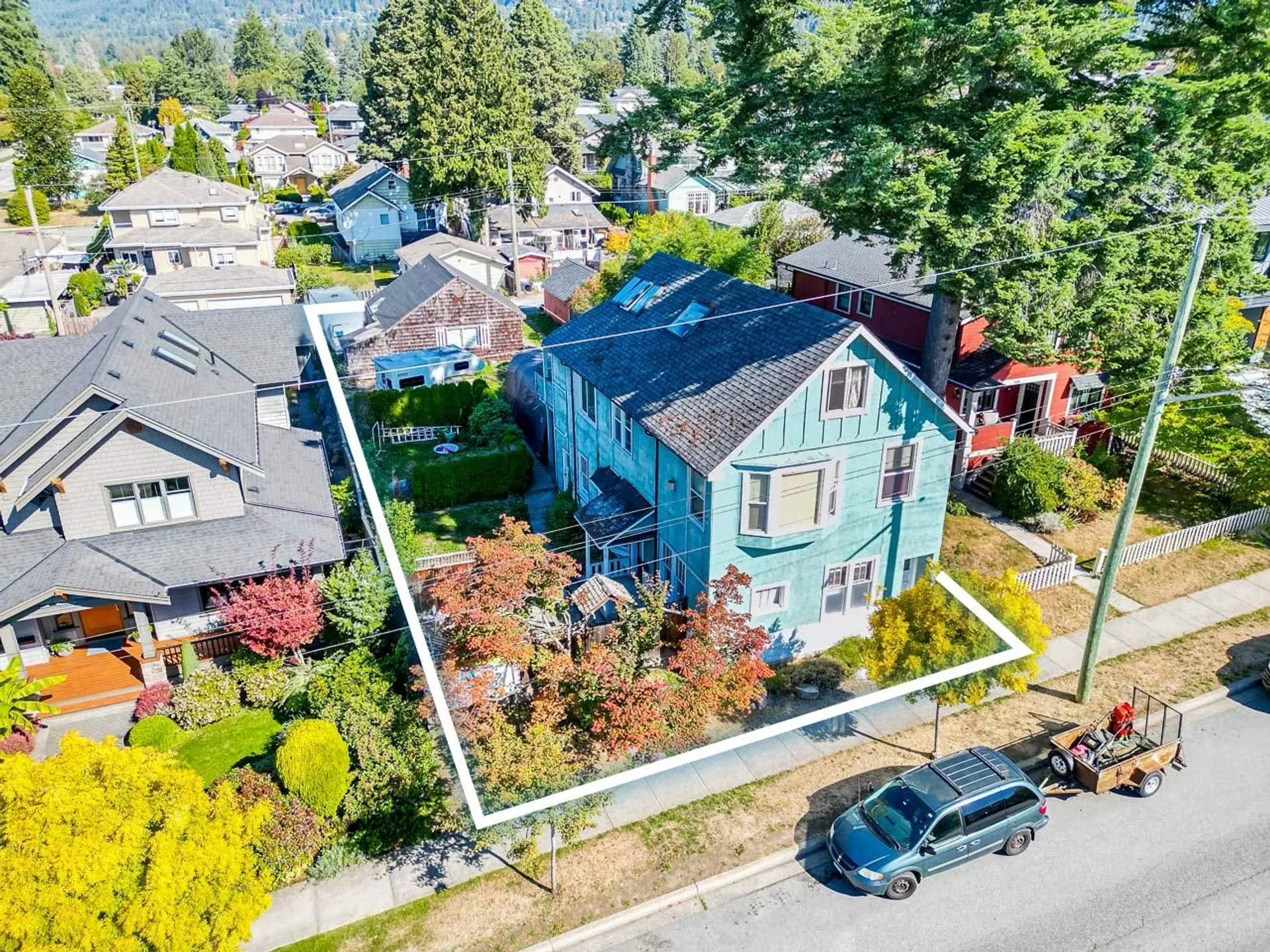 Property at 352 W 15TH STREET, North Vancouver, BC