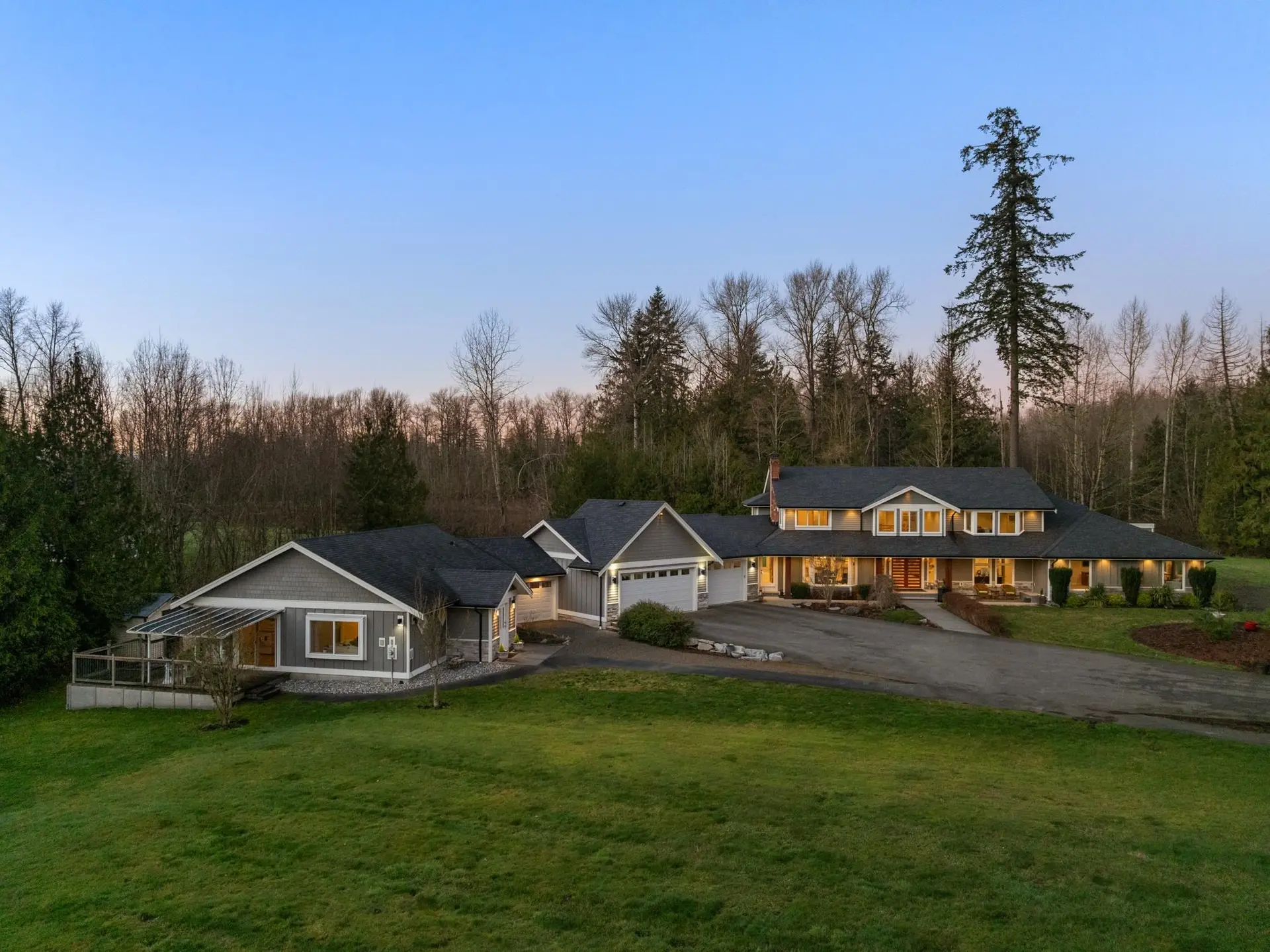 Property at 22015 40 Avenue, Langley, BC