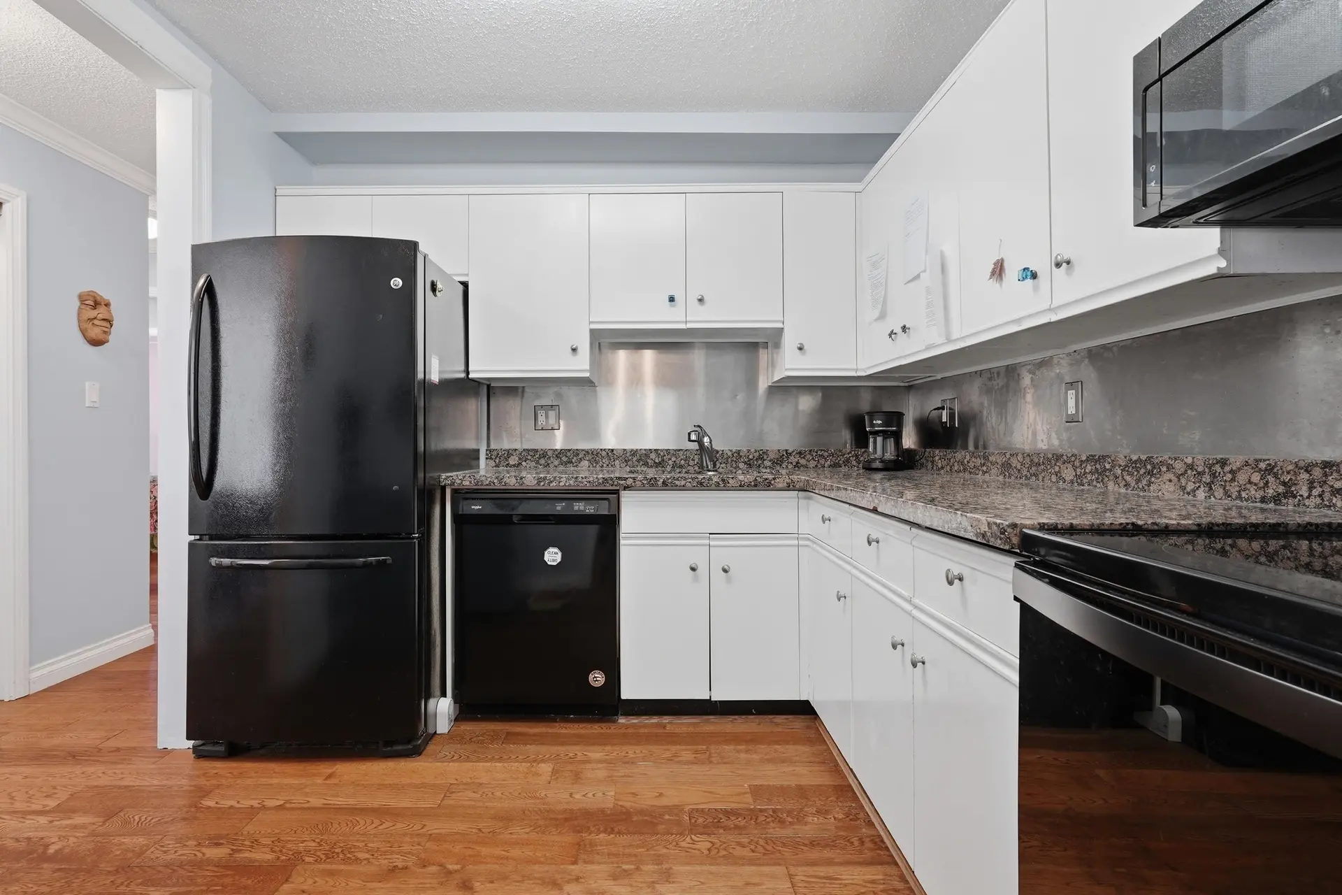 Property at #106 1830 E SOUTHMERE CRESCENT, Surrey, BC