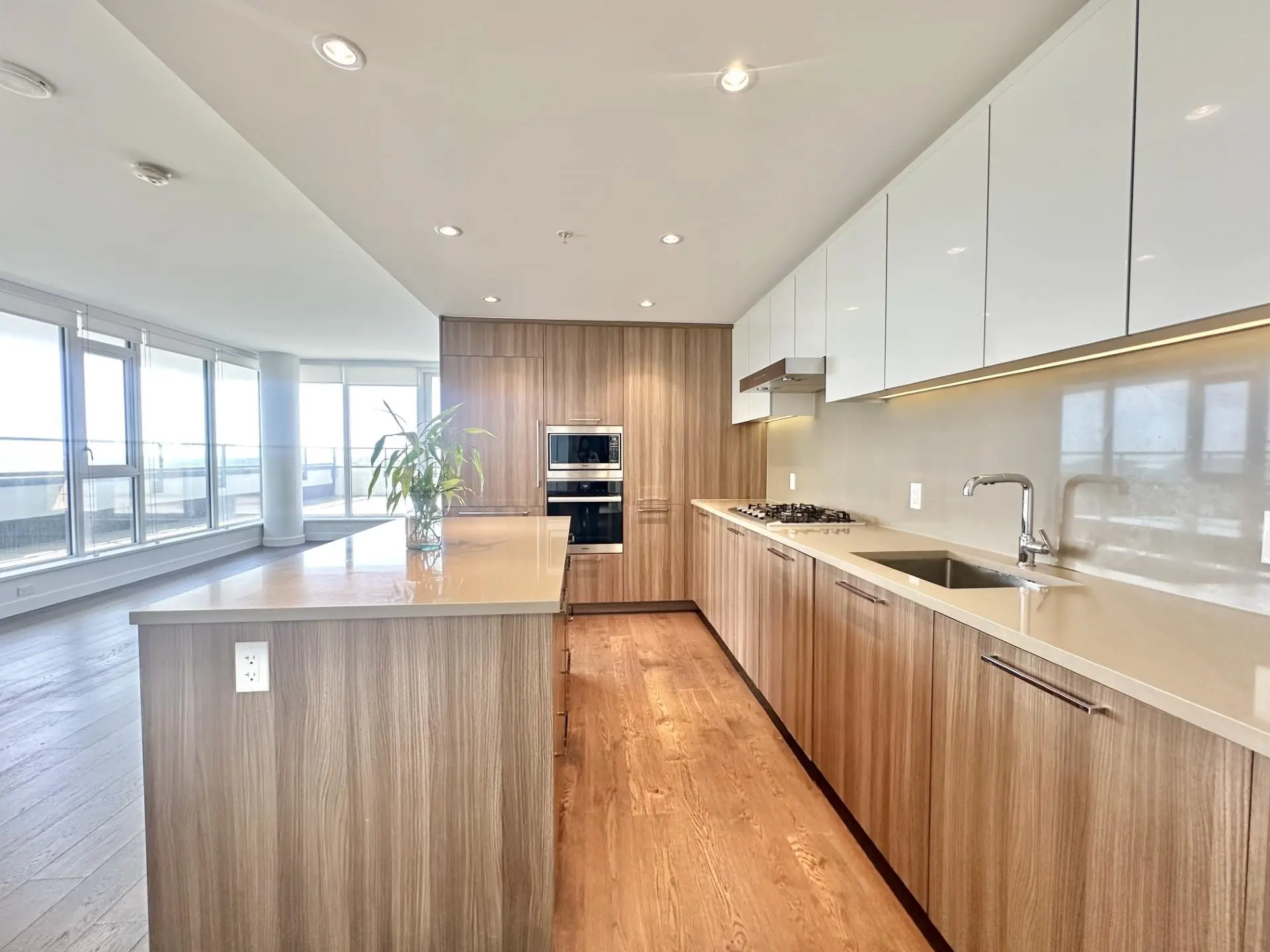 Property at #1005 3280 Corvette Way, Richmond, BC