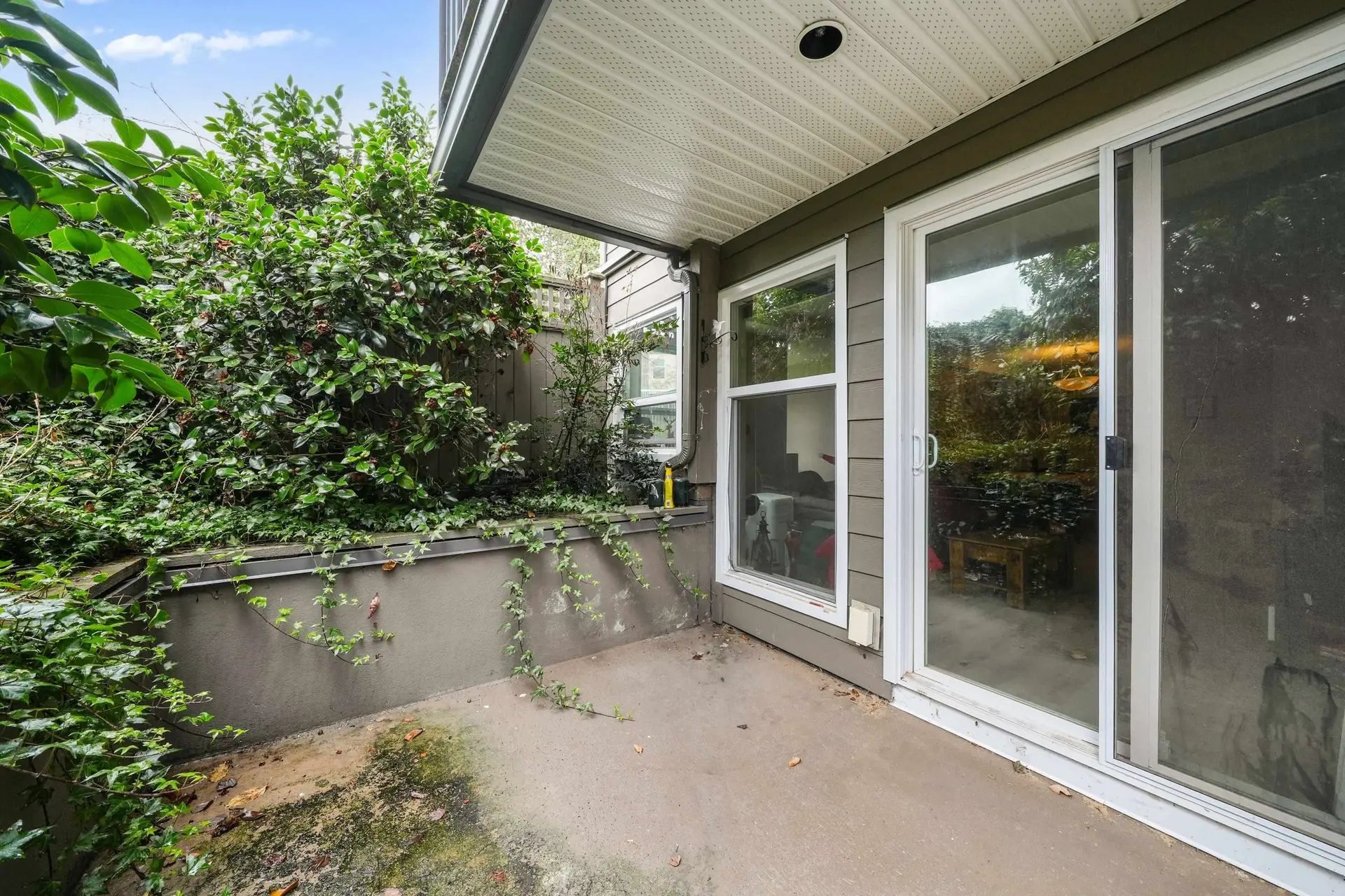 Property at #3 1870 E SOUTHMERE CRESCENT, Surrey, BC