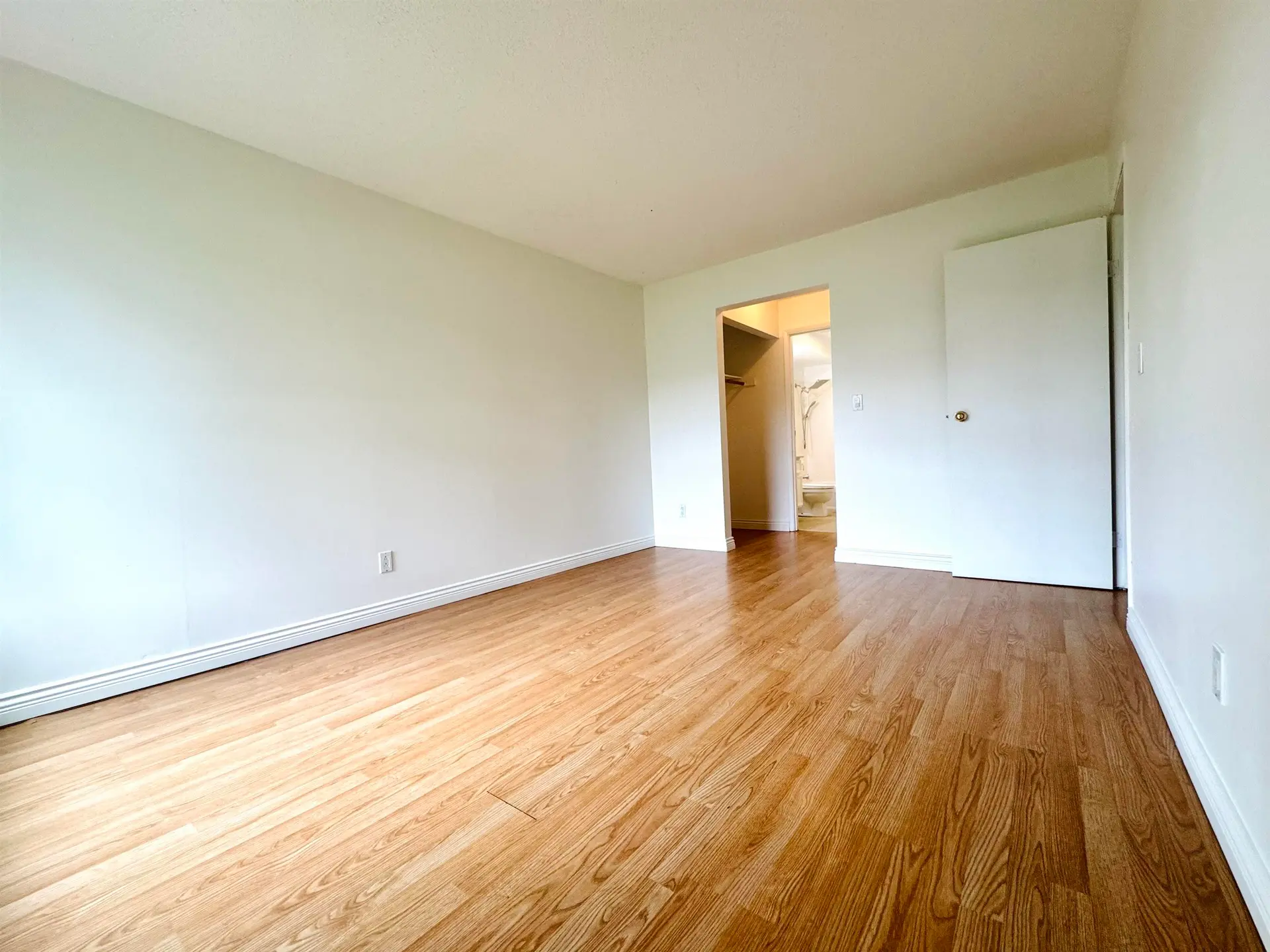 Property at #126 32850 GEORGE FERGUSON WAY, Abbotsford, BC