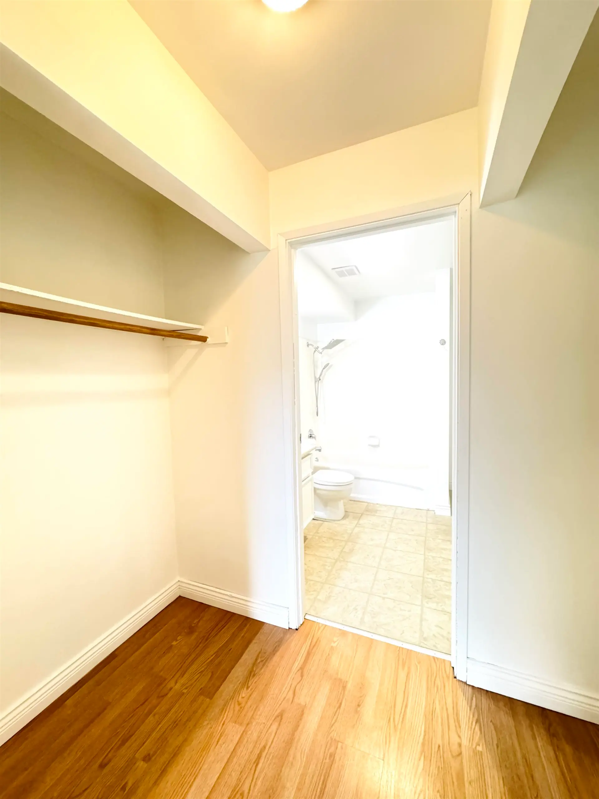 Property at #126 32850 GEORGE FERGUSON WAY, Abbotsford, BC