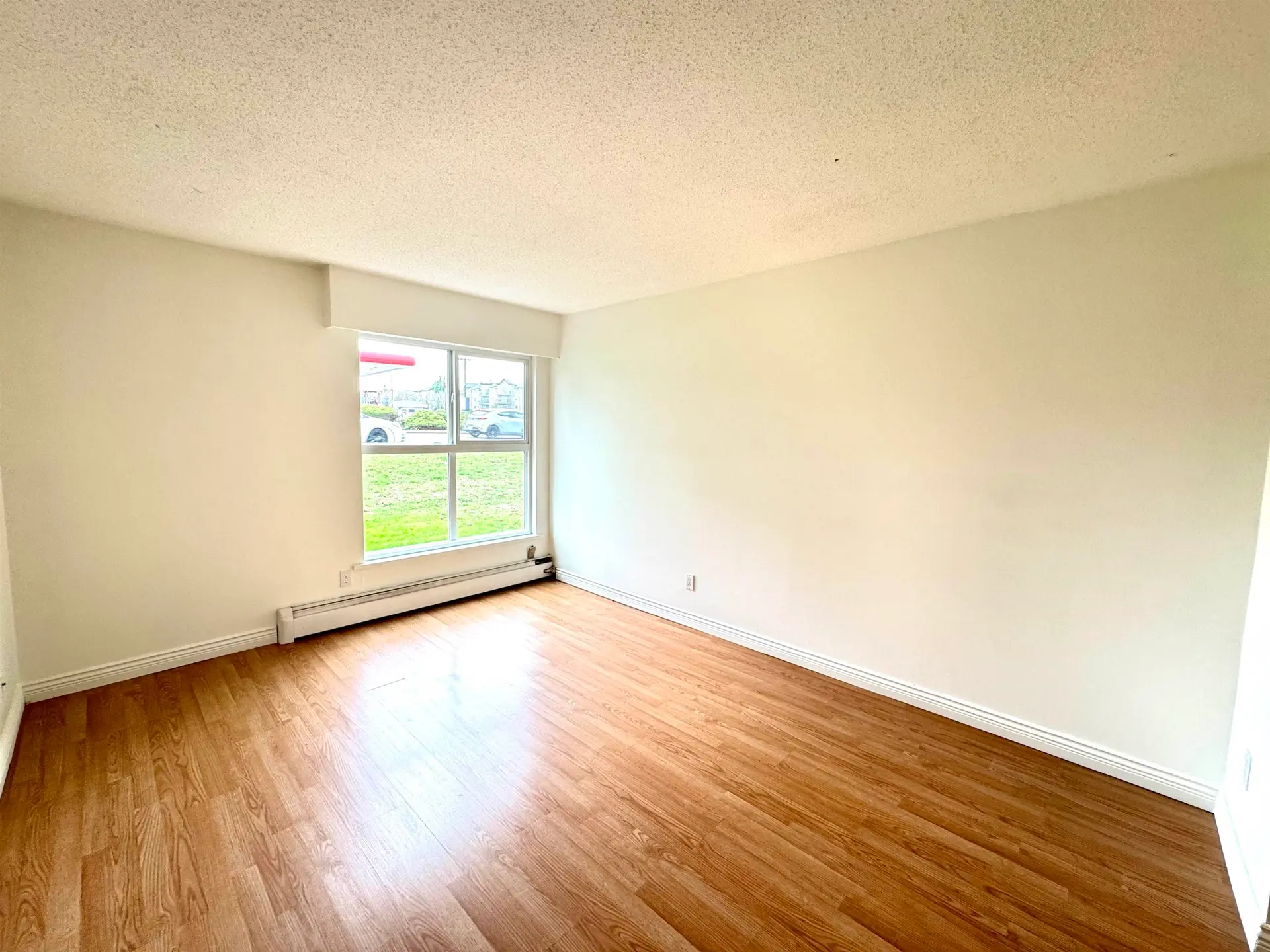 Property at #126 32850 GEORGE FERGUSON WAY, Abbotsford, BC