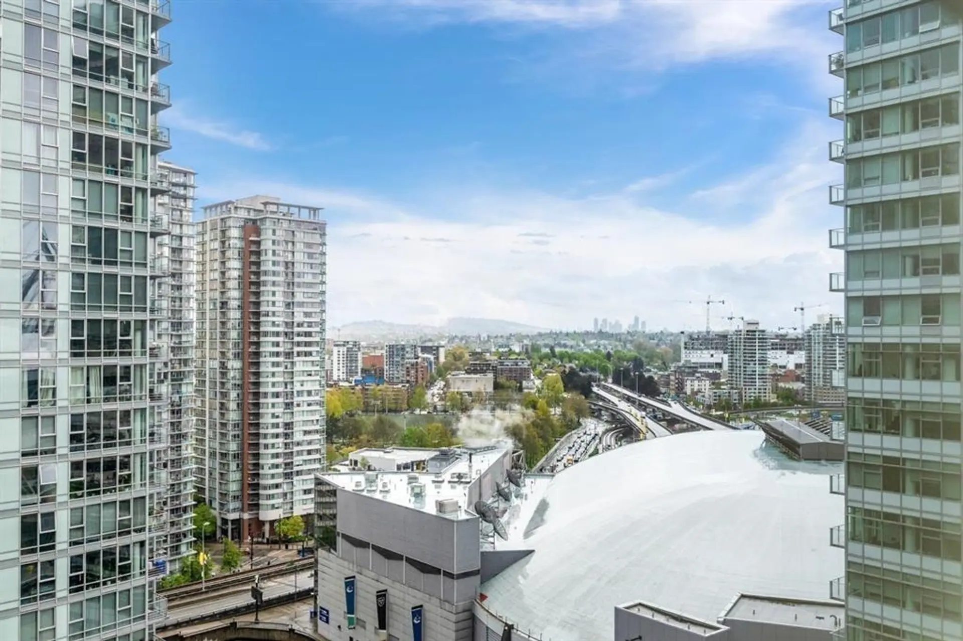 Property at #1806 111 W GEORGIA STREET, Vancouver, BC