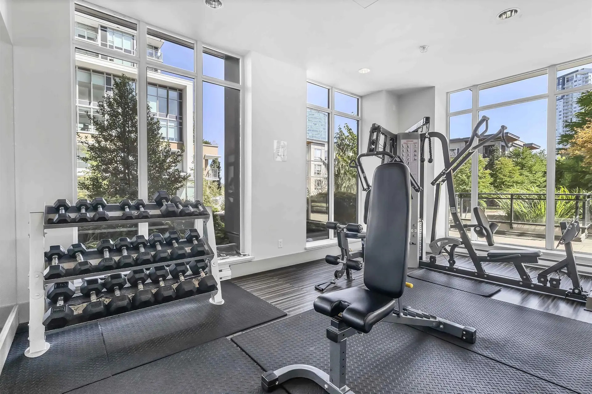 Property at #605 13325 102A AVENUE, Surrey, BC