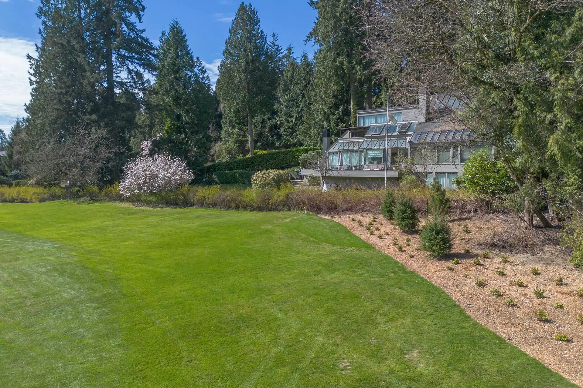 Property at 460 SOUTHBOROUGH DRIVE, West Vancouver, BC