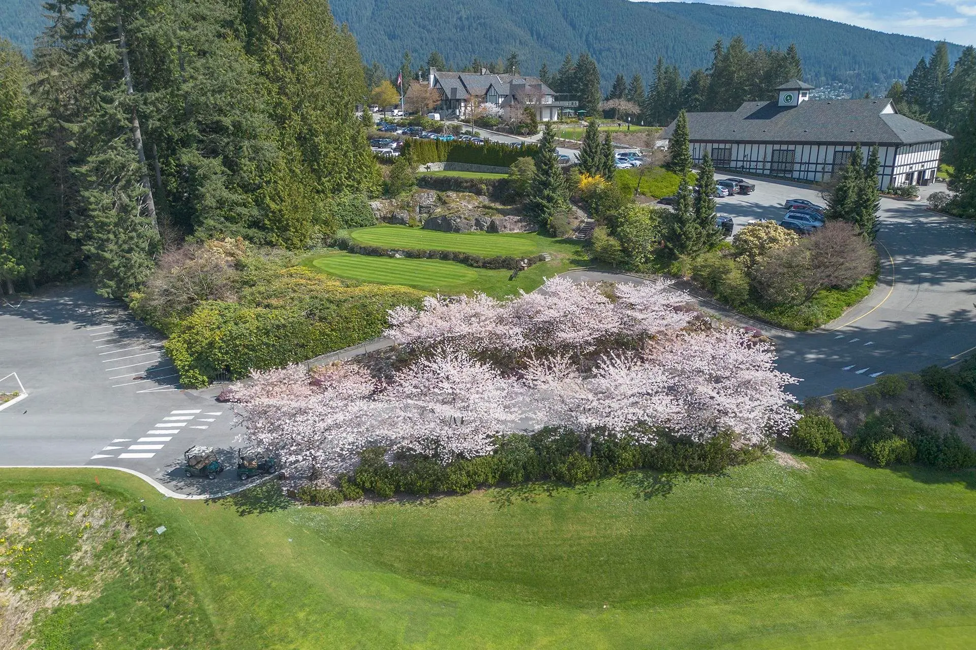 Property at 460 SOUTHBOROUGH DRIVE, West Vancouver, BC