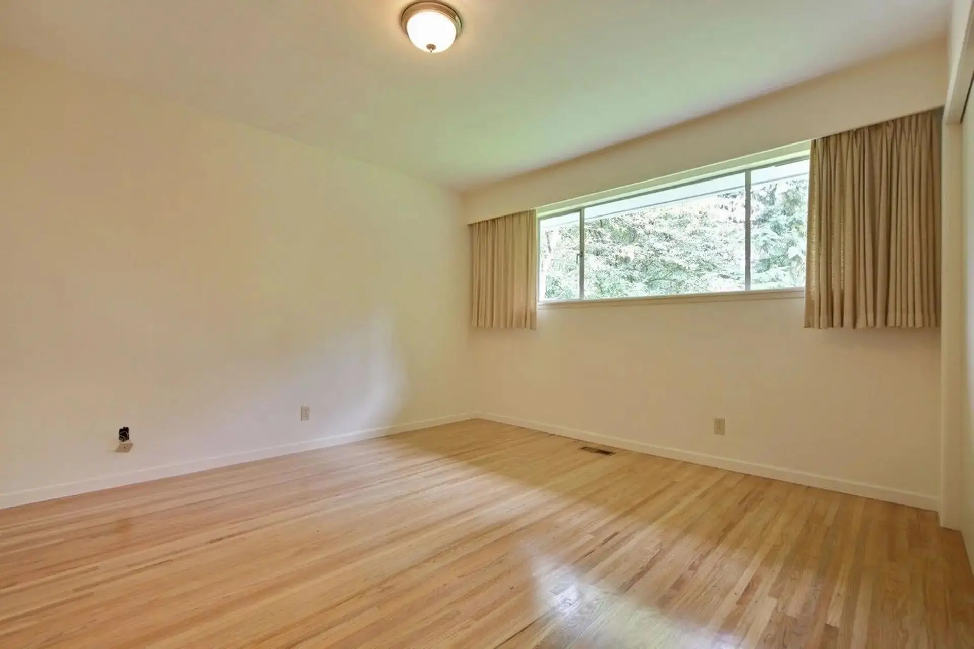 Property at 1025 CLEMENTS AVENUE, North Vancouver, BC