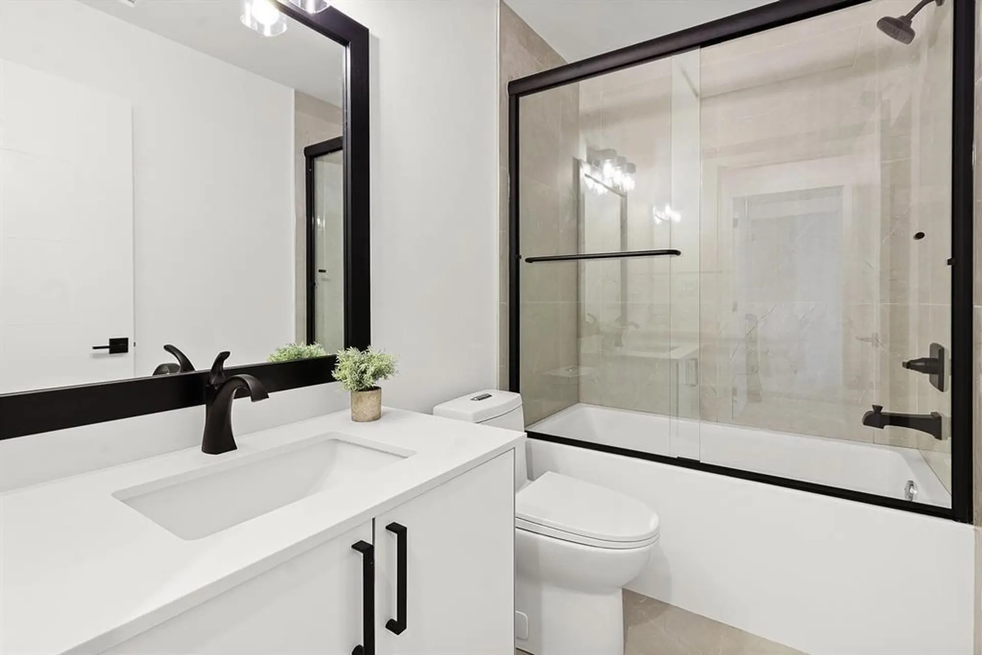 Property at #2 2360 CRESCENT WAY, Abbotsford, BC