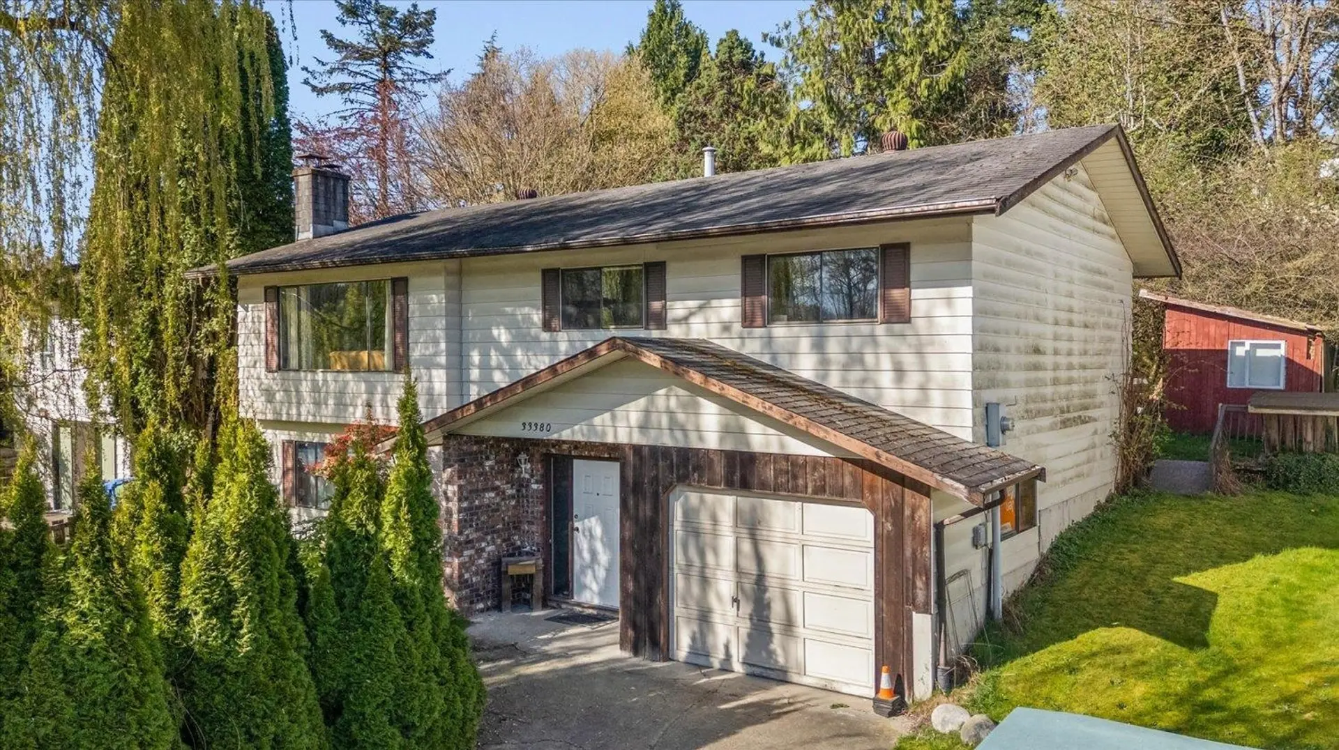 Property at 33380 Wren Crescent, Abbotsford, BC