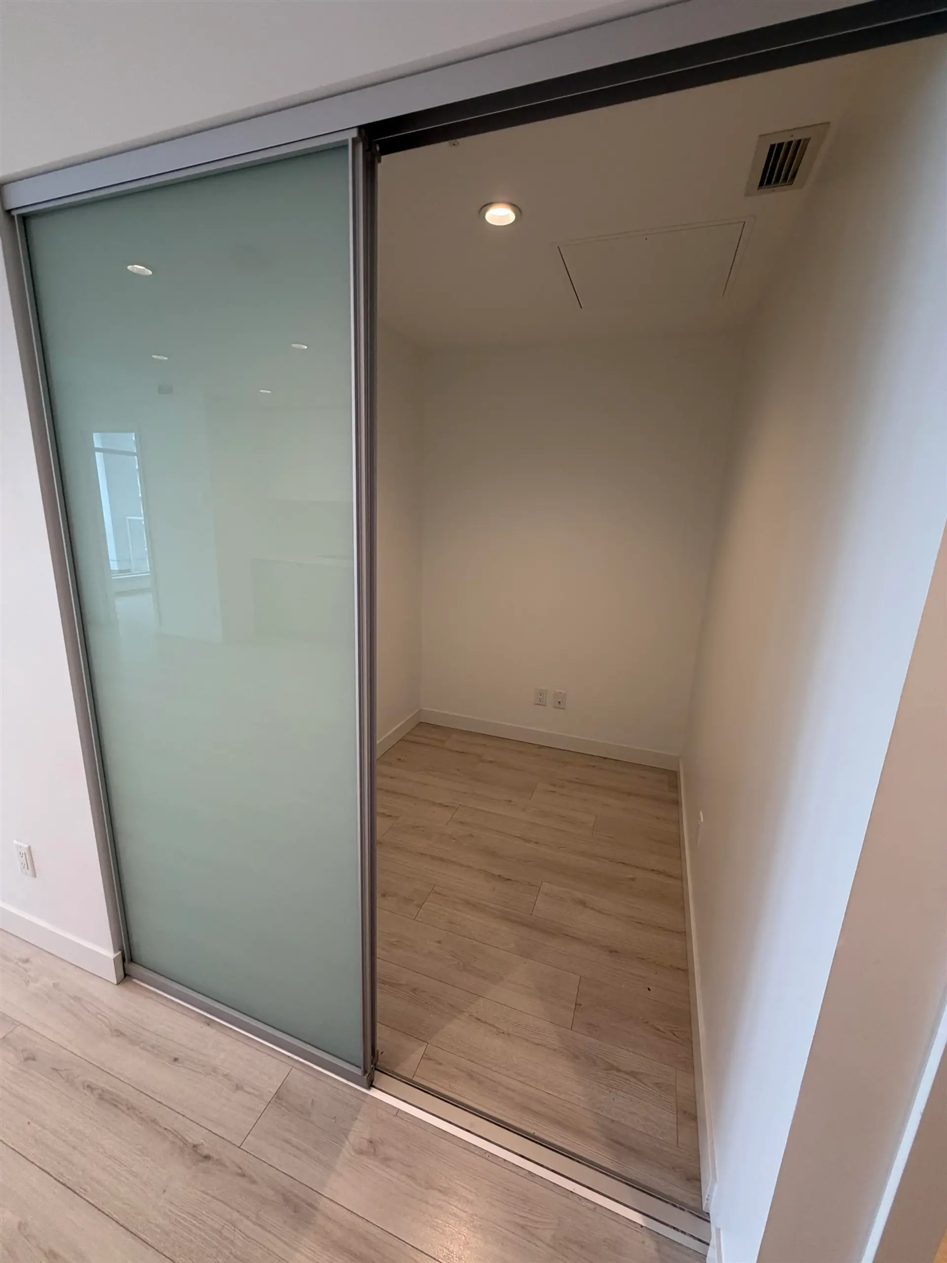 Property at #3008 6080 MCKAY AVENUE, Burnaby, BC