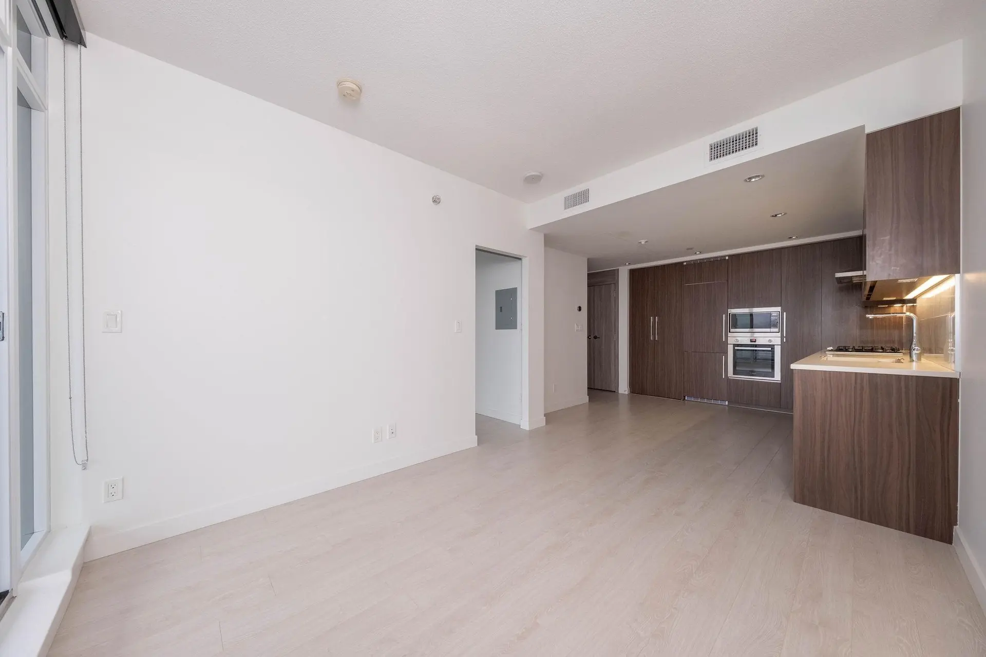 Property at #2508 4720 LOUGHEED HIGHWAY, Burnaby, BC