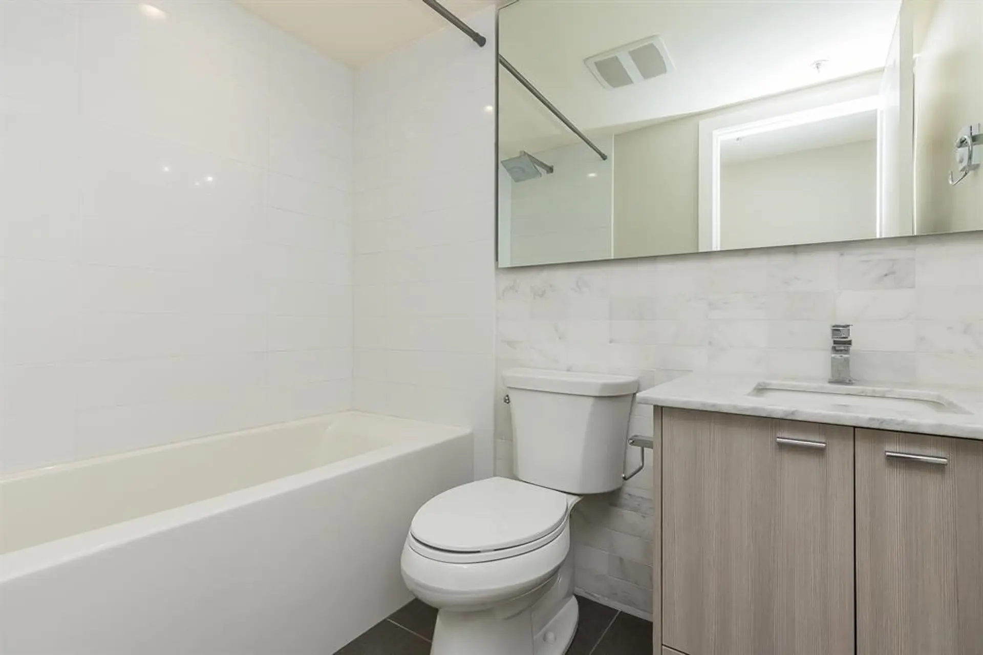 Property at #301 3090 GLADWIN ROAD, Abbotsford, BC