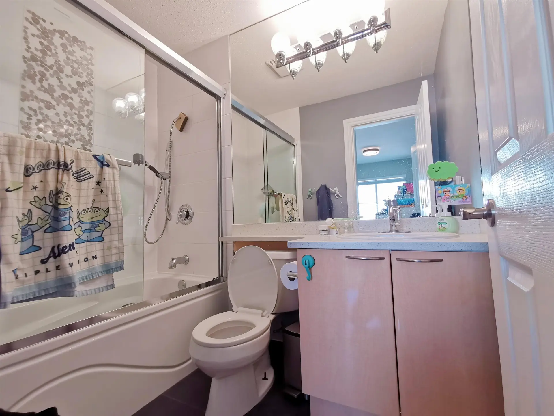 Property at #103 3880 WESTMINSTER HIGHWAY, Richmond, BC