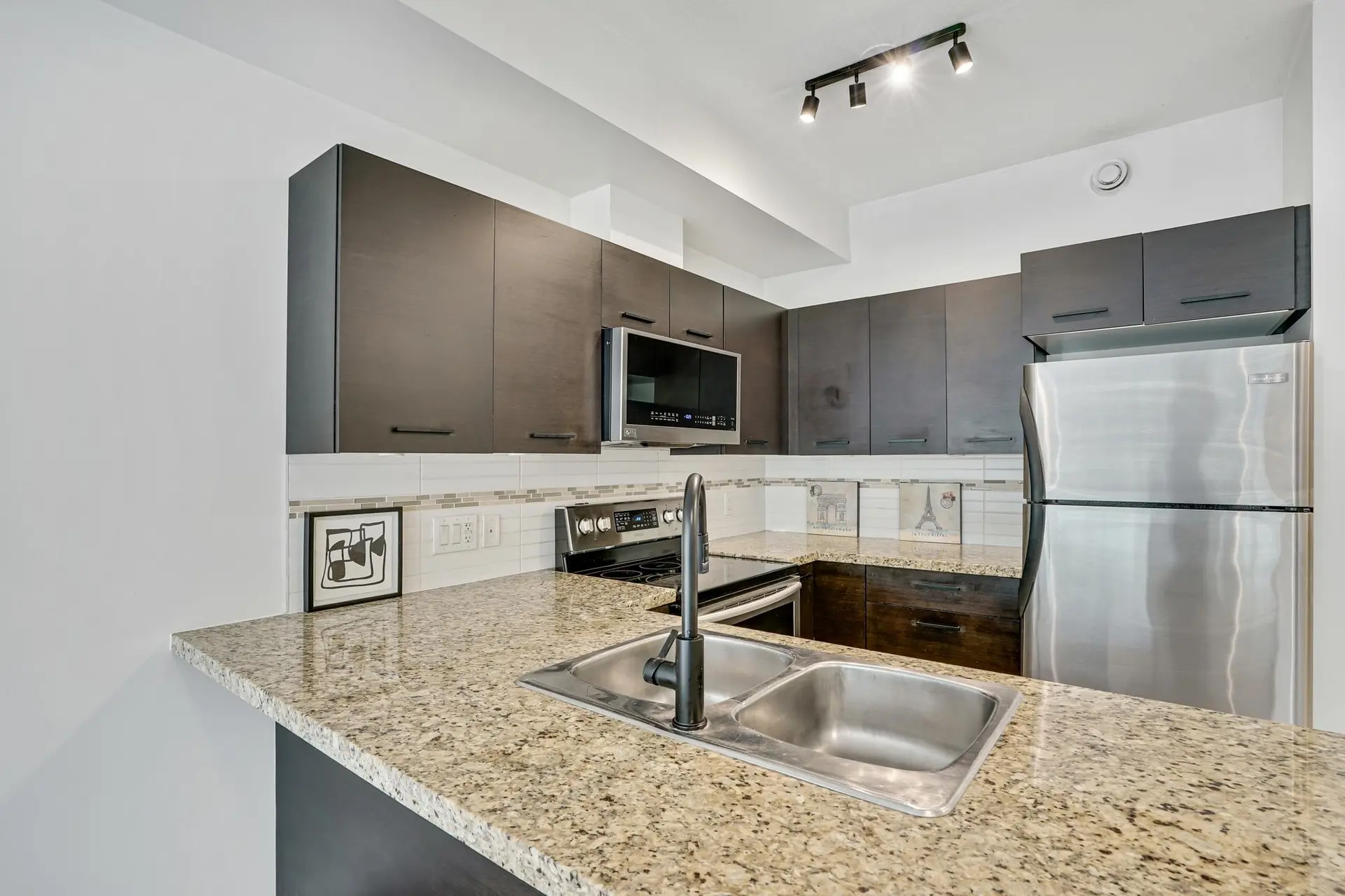 Property at #109 33539 HOLLAND AVENUE, Abbotsford, BC